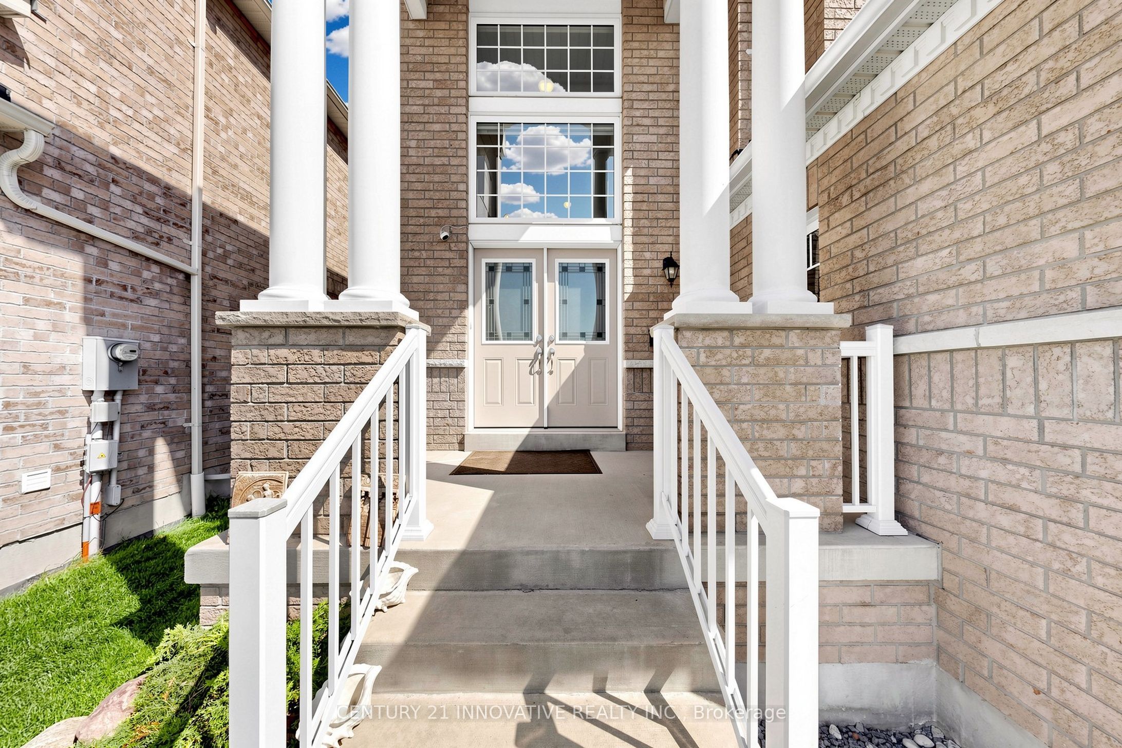 55 N Sharplin Drive, Ajax, ON L1Z 0C6 photo 4