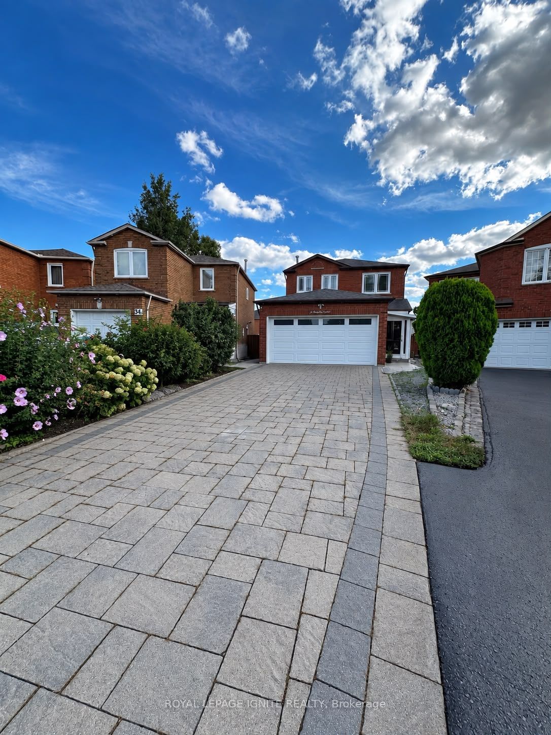 32 Marsdale Crescent, Toronto, ON M1X 1G7