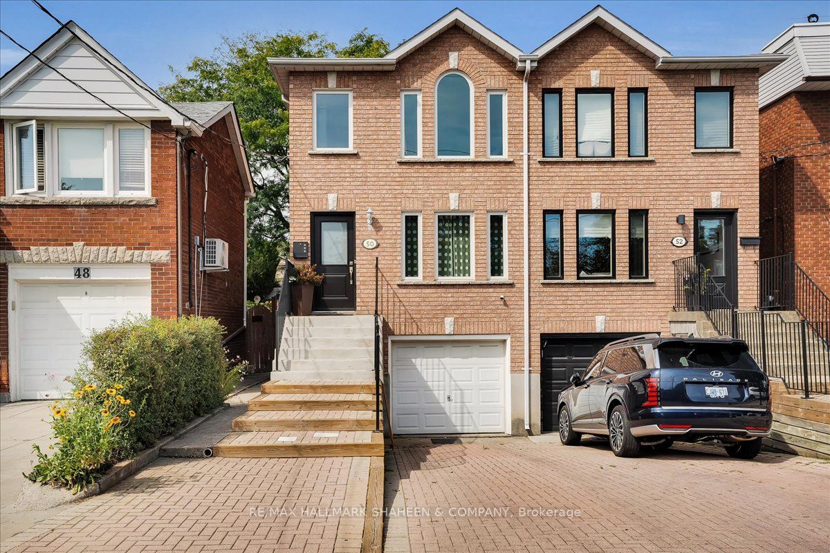50 Dunkirk Road, Toronto, ON M4C 2M3