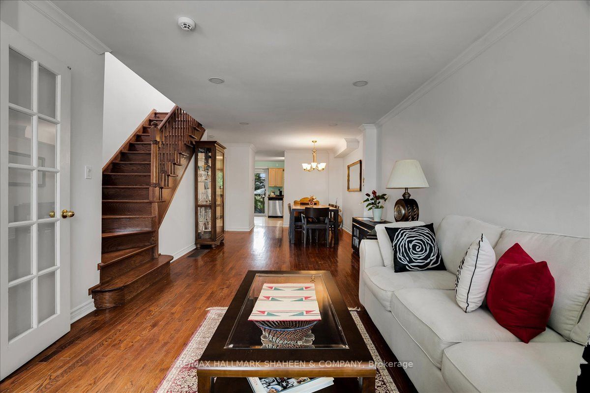 50 Dunkirk Road, Toronto, ON M4C 2M3 photo 2