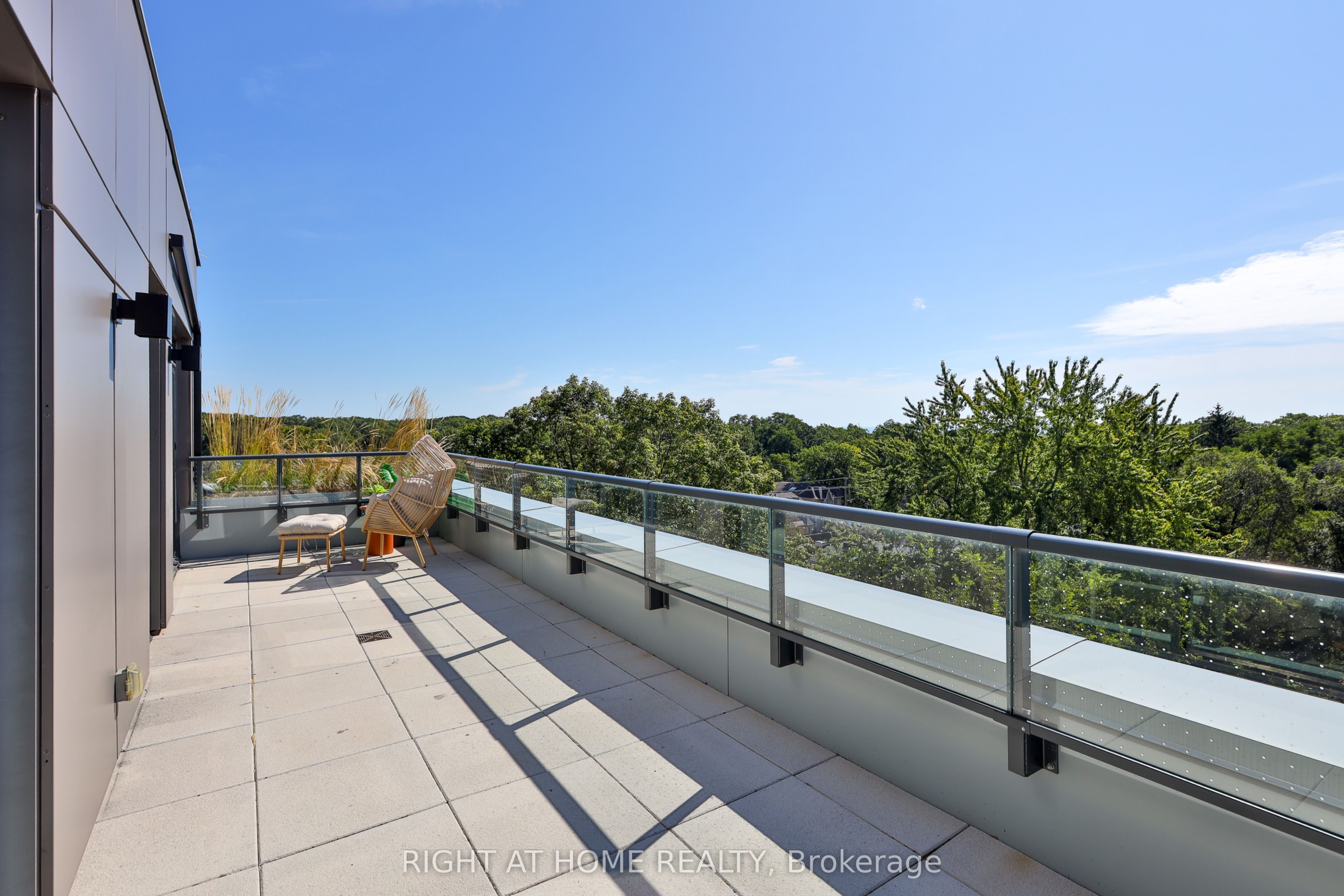 1161 Kingston Road 508, Toronto, ON M1N 1P2 photo 2