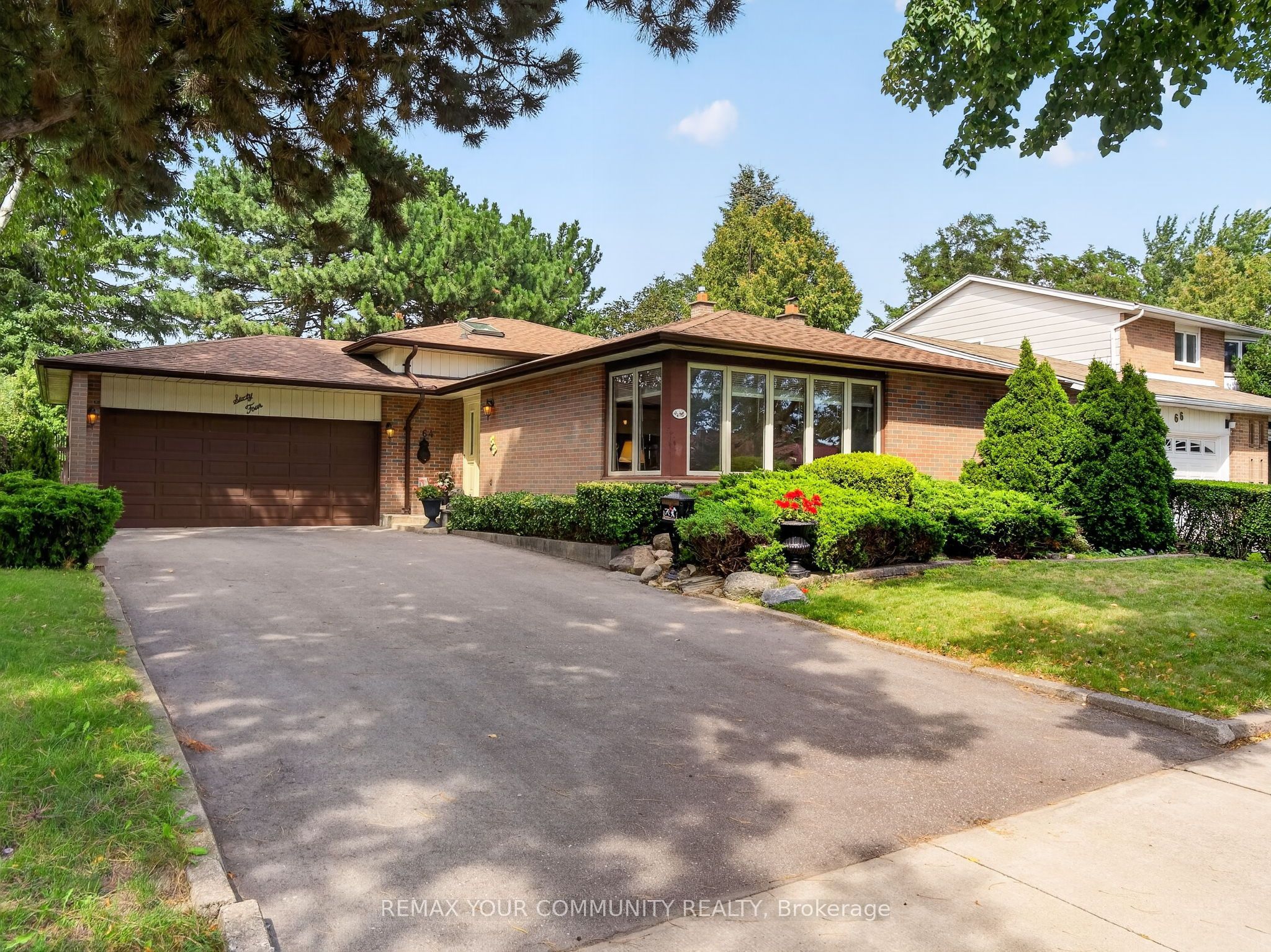 64 Kentish Crescent, Toronto, ON M1S 2Z4