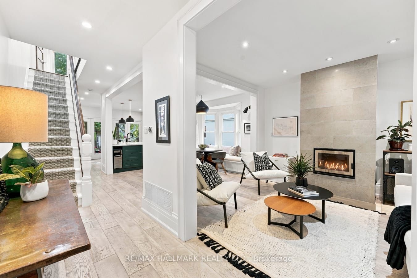 15 Redwood Avenue, Toronto, ON M4L 2S5 photo 3
