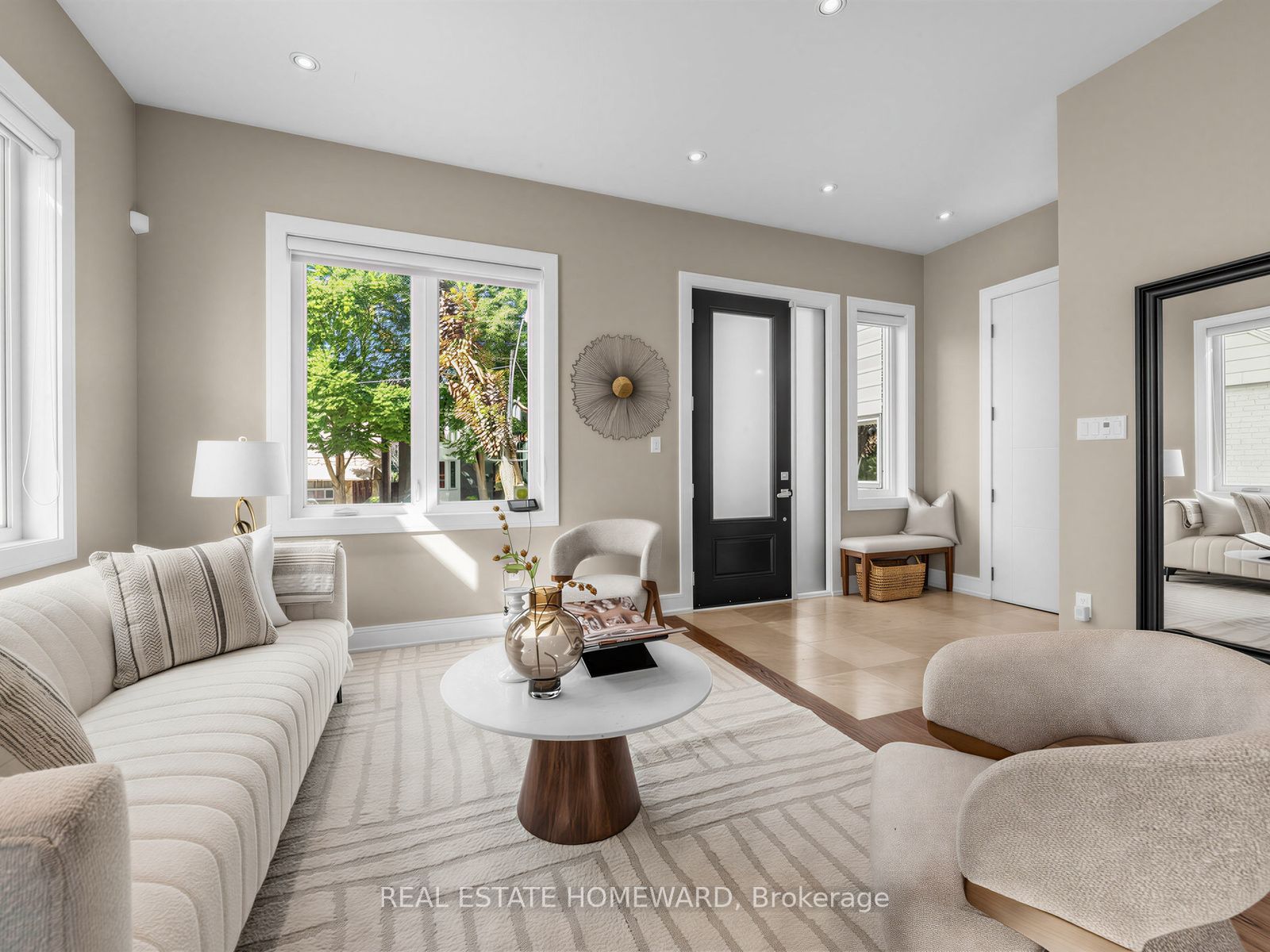 293 Rhodes Avenue, Toronto, ON M4L 3A4 photo 5
