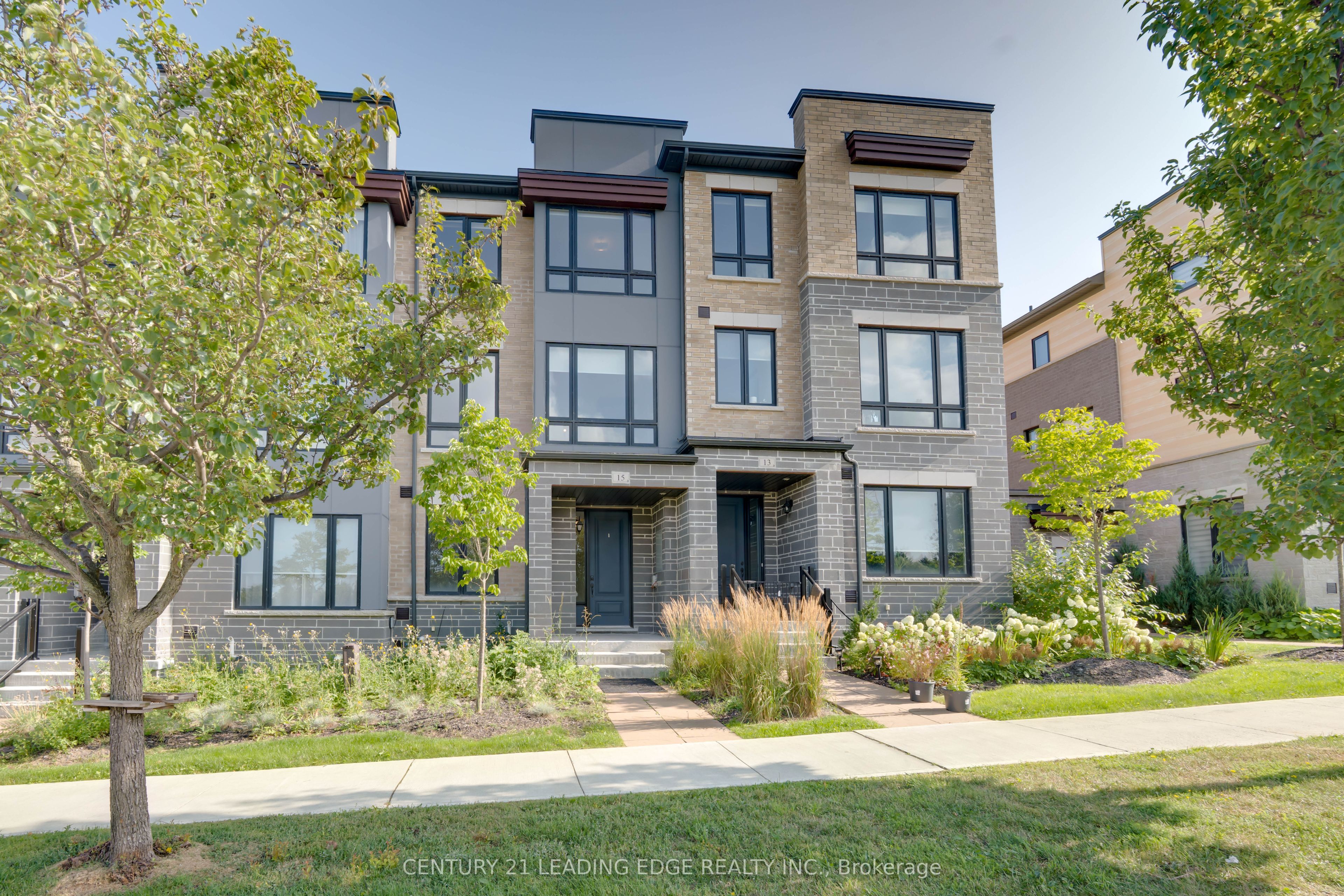 15 Haydock Way, Whitby, ON L1N 9X4 photo 3