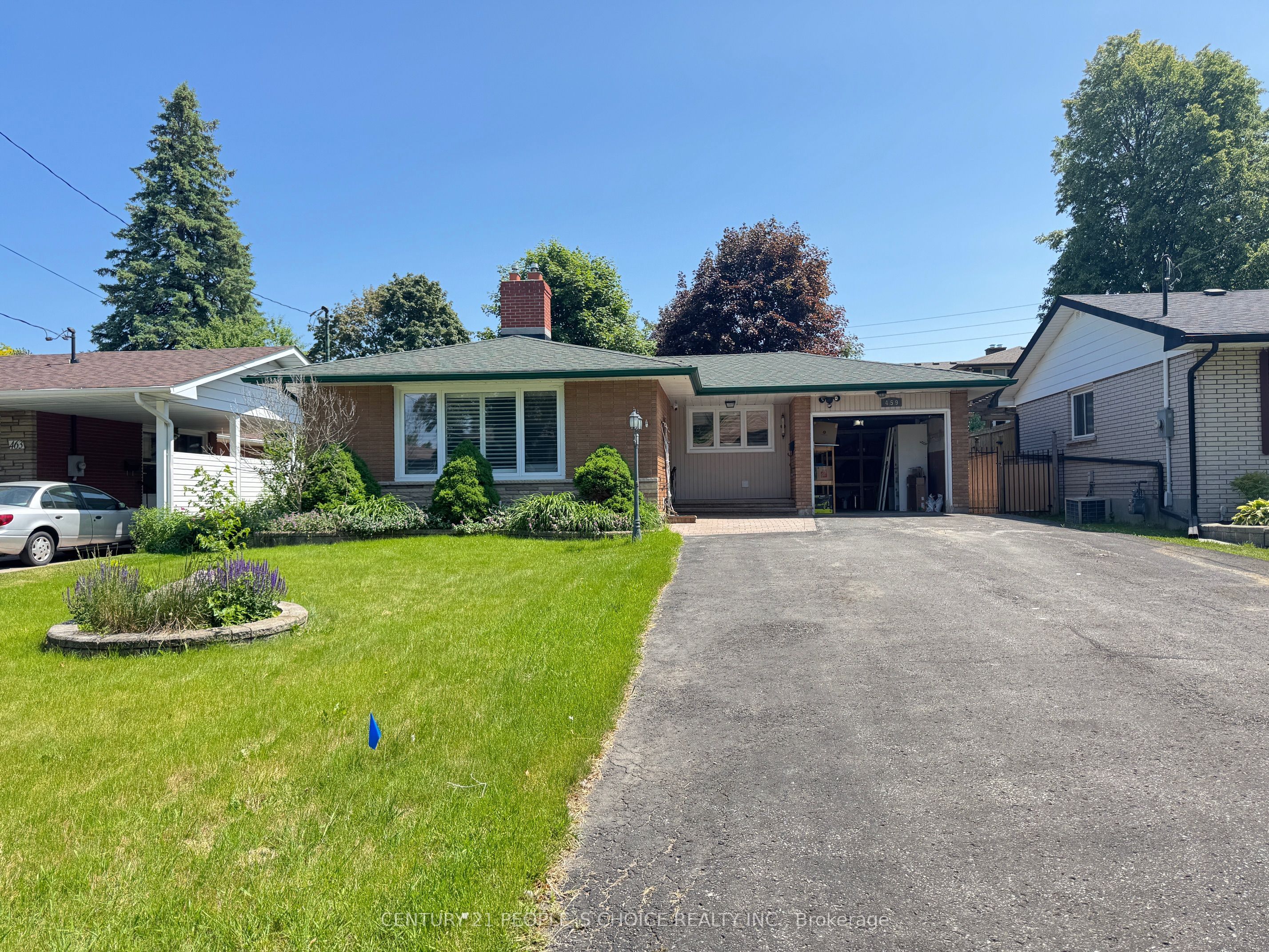 459 Bernhard Crescent Bsmt, Oshawa, ON L1G 2B7