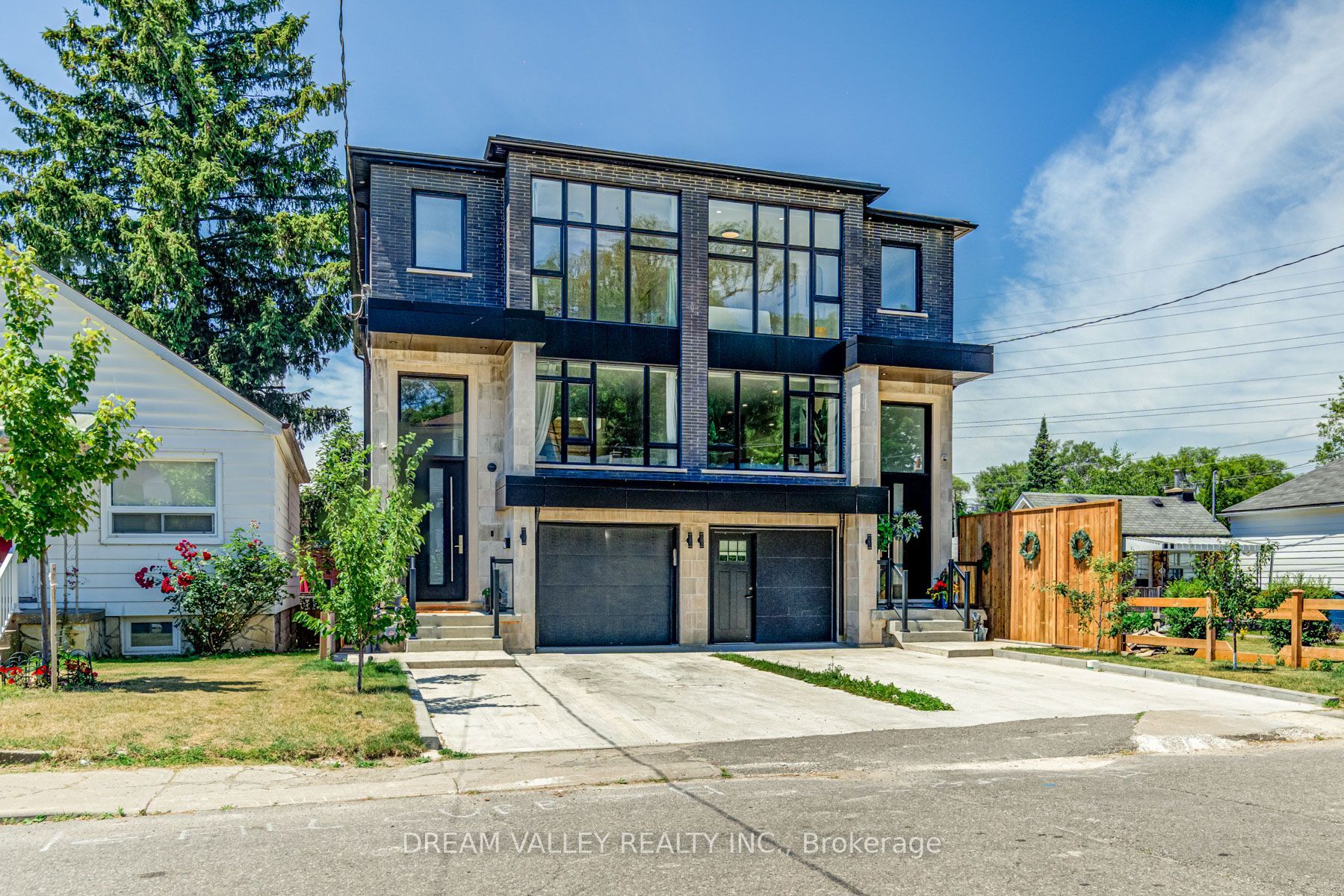 160 Byng Avenue, Toronto, ON M1L 3P2 photo 3