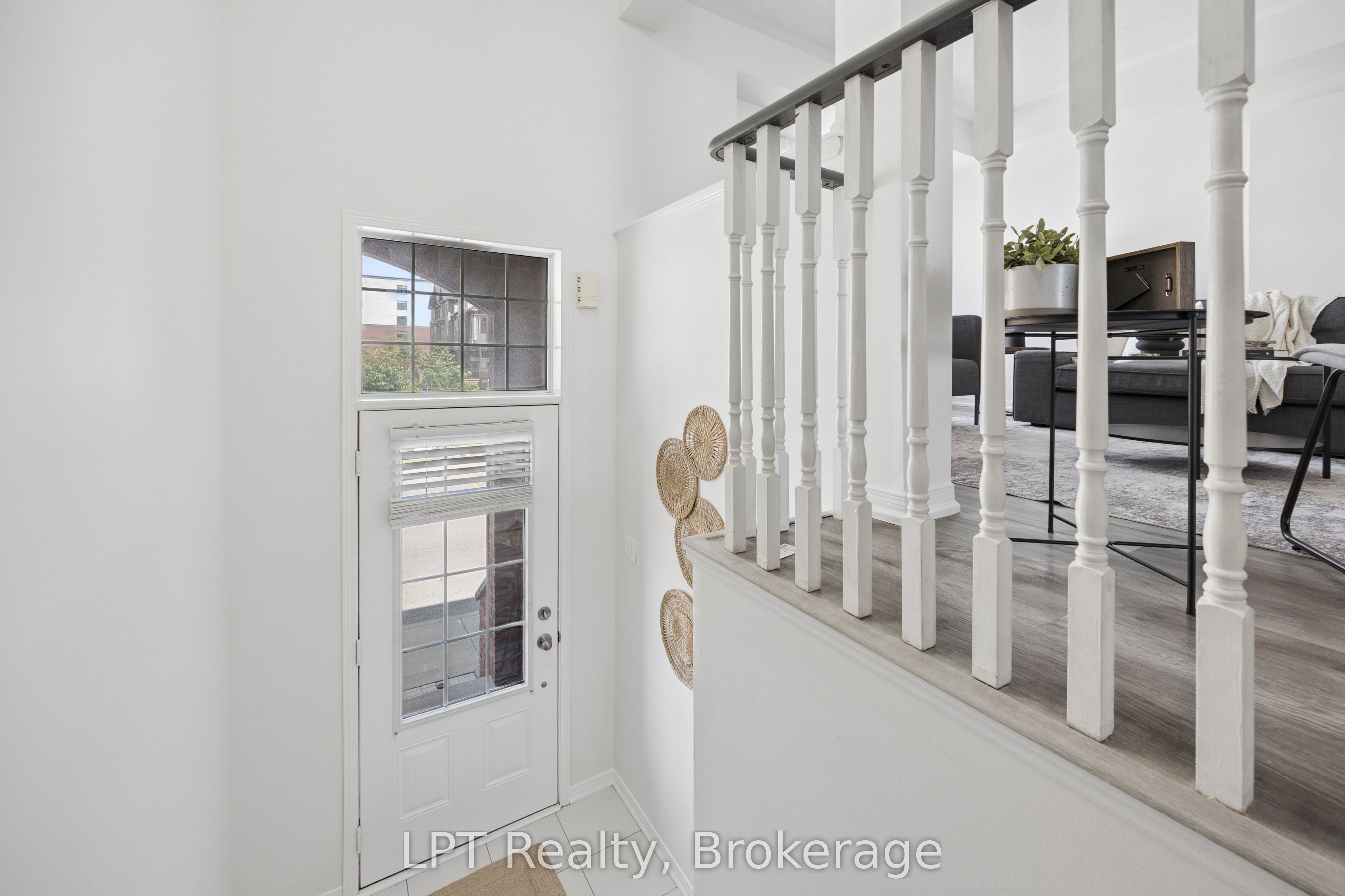 2488 Bromus Path, Oshawa, ON L1L 0K7 photo 4