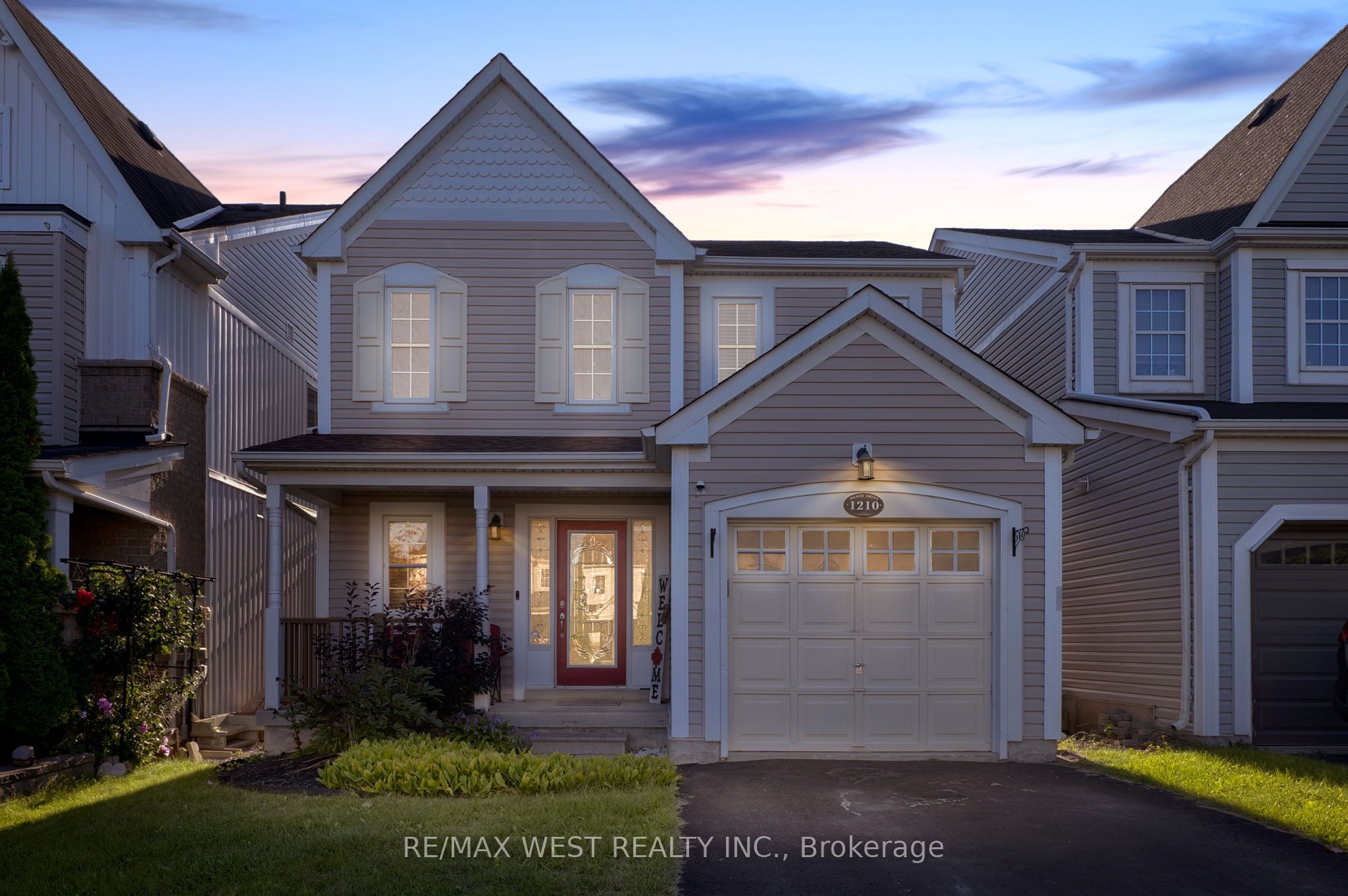 1210 Meath Drive, Oshawa, ON L1K 0G5 photo 2