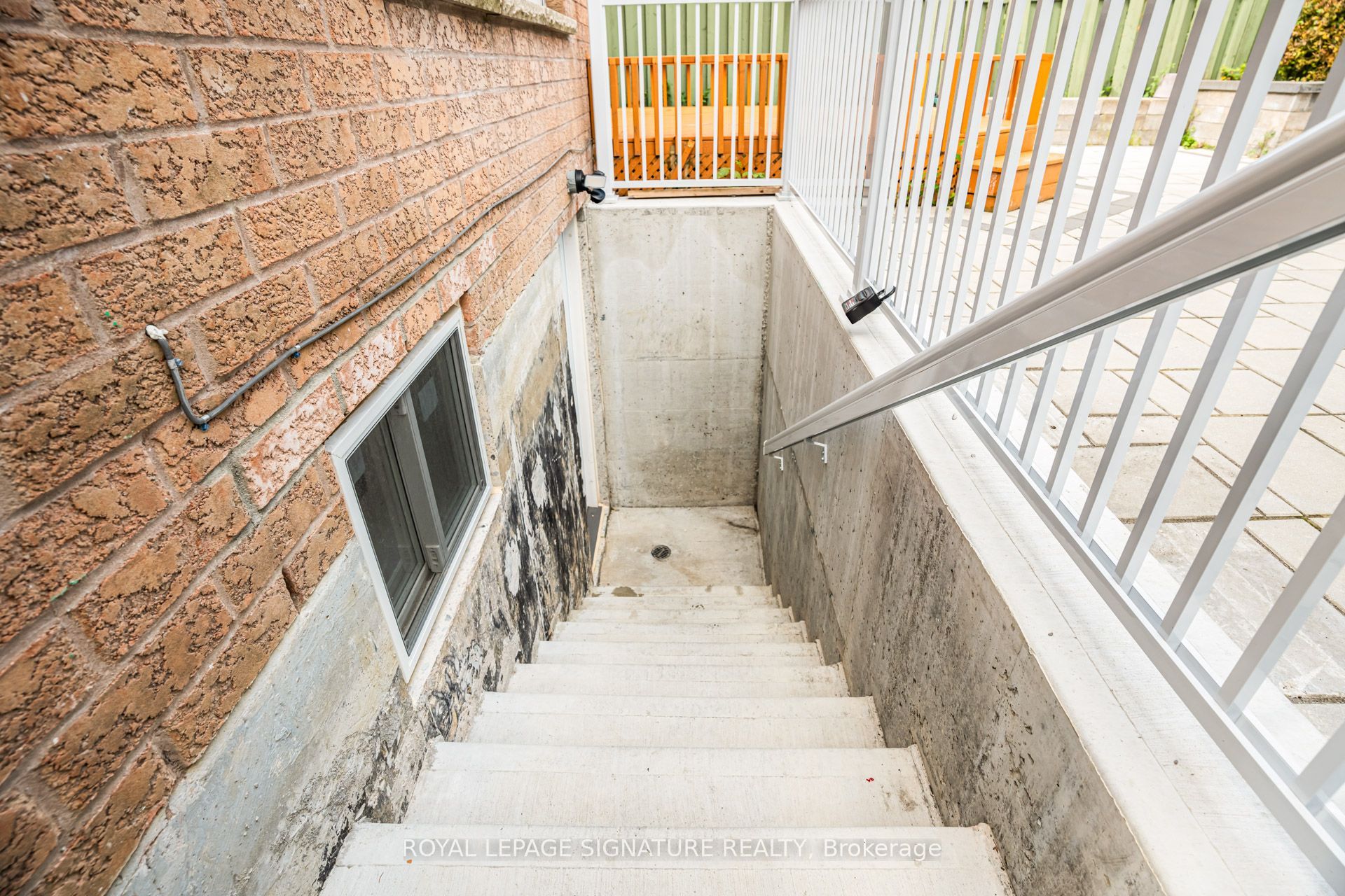 14 Portsmouth Drive BSMT, Toronto, ON M1C 5E1 photo 5