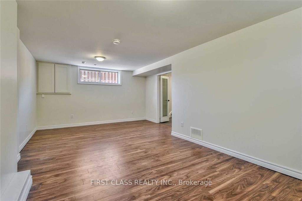 24 Fintona Avenue Bsmt, Toronto, ON M1E 1V3 photo 4