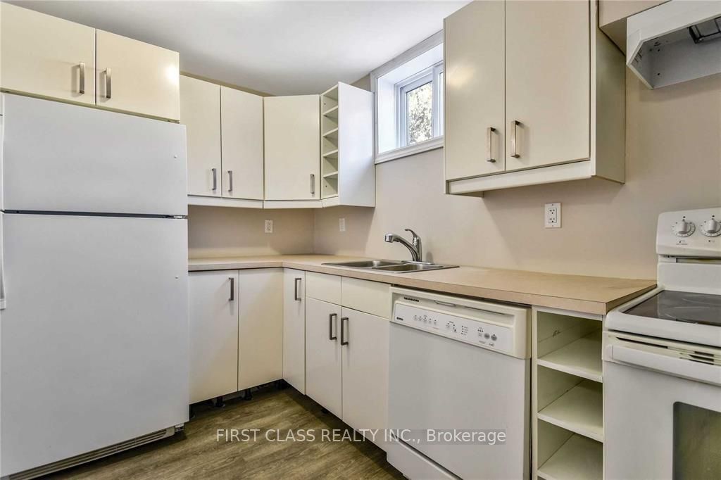 24 Fintona Avenue Bsmt, Toronto, ON M1E 1V3 photo 5