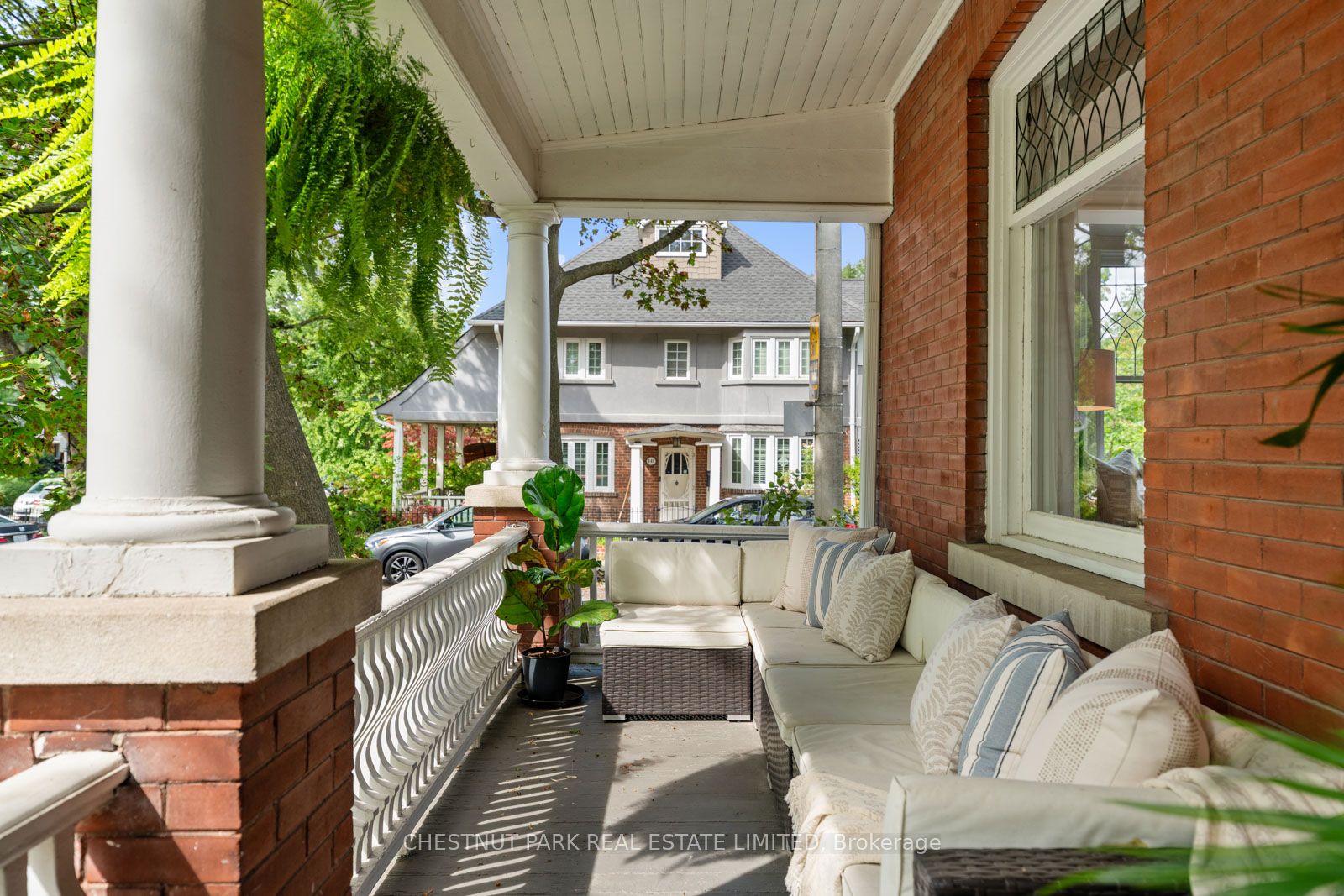 139 Hammersmith Avenue, Toronto, ON M4E 2W5 photo 3