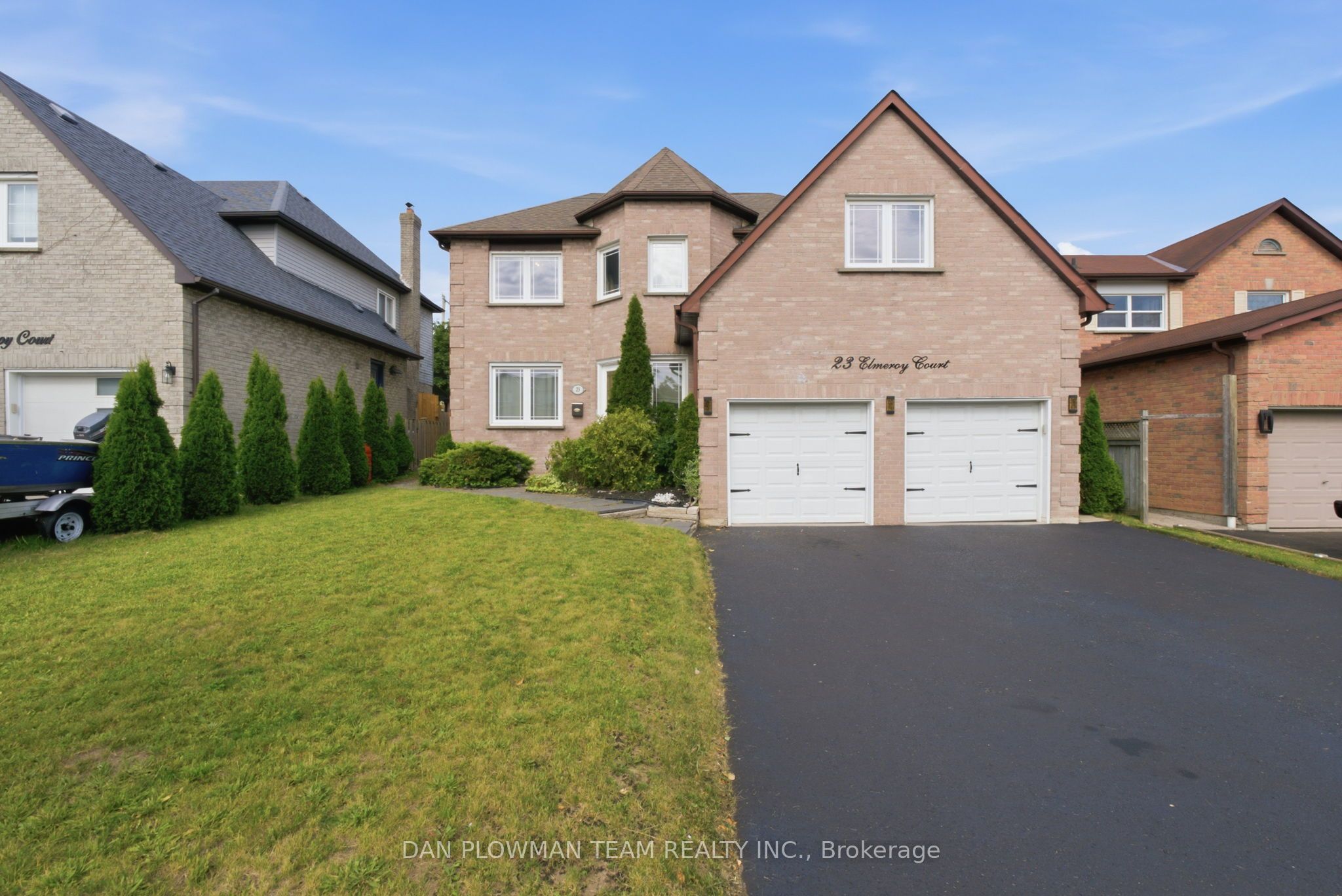 23 Elmeroy Court, Whitby, ON L1N 8A5 photo 3