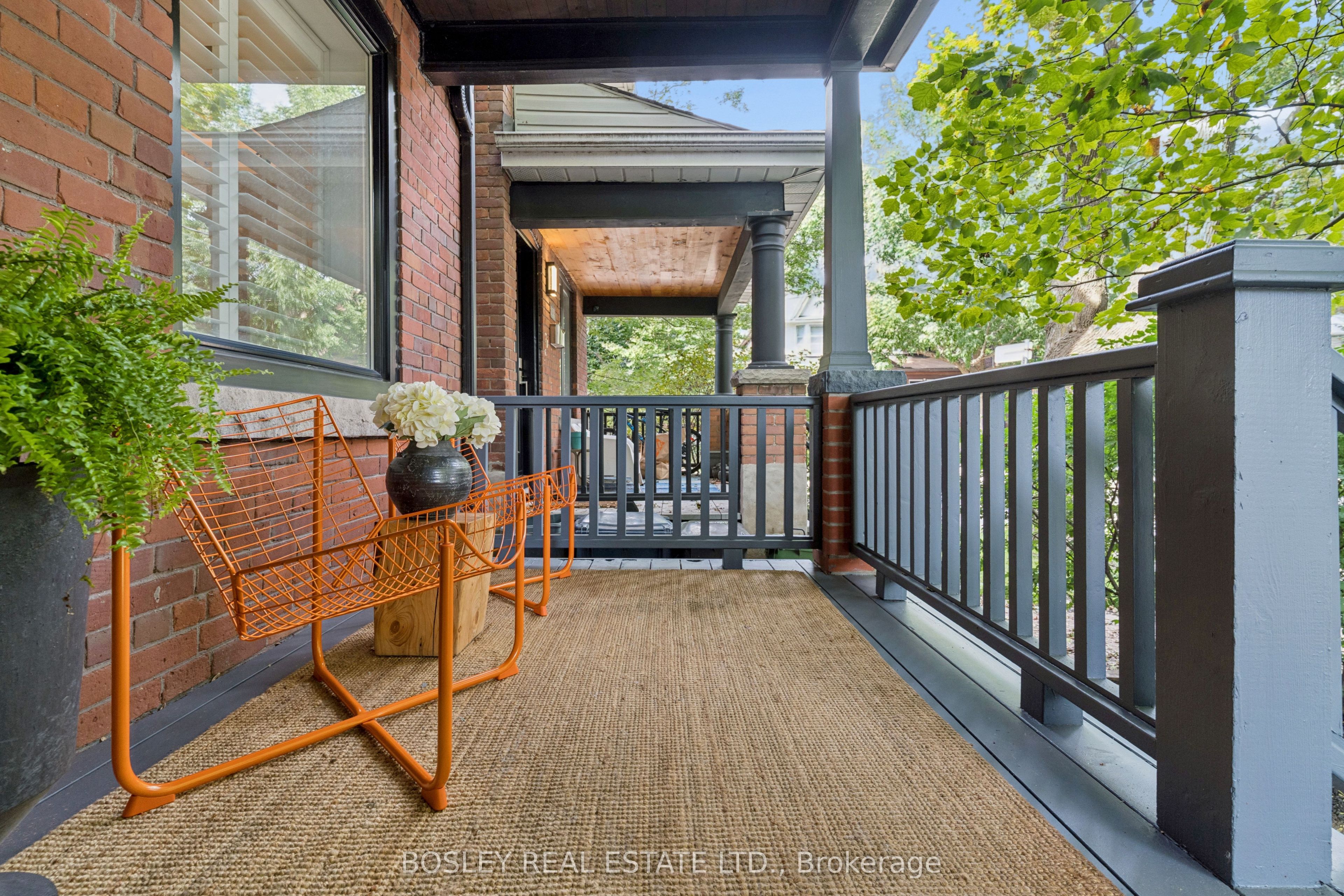 108 Coady Avenue, Toronto, ON M4M 2Y8 photo 3