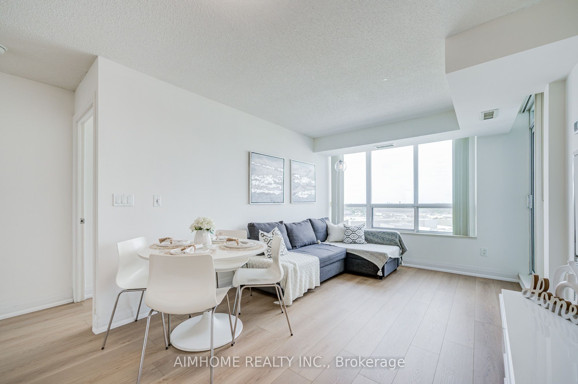 60 Brian Harrison Way 1107, Toronto, ON M1P 5J5 photo 3