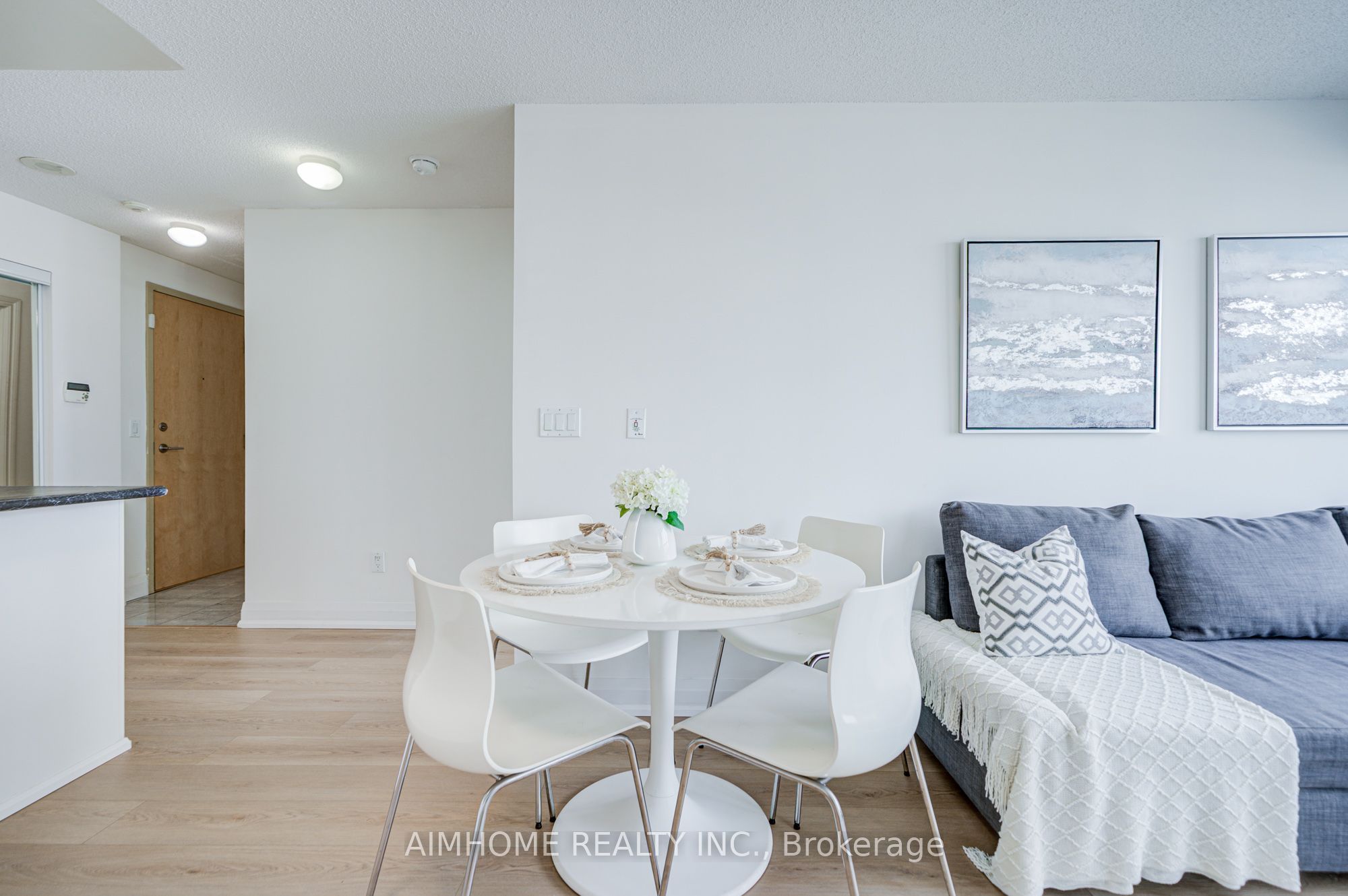 60 Brian Harrison Way 1107, Toronto, ON M1P 5J5 photo 5
