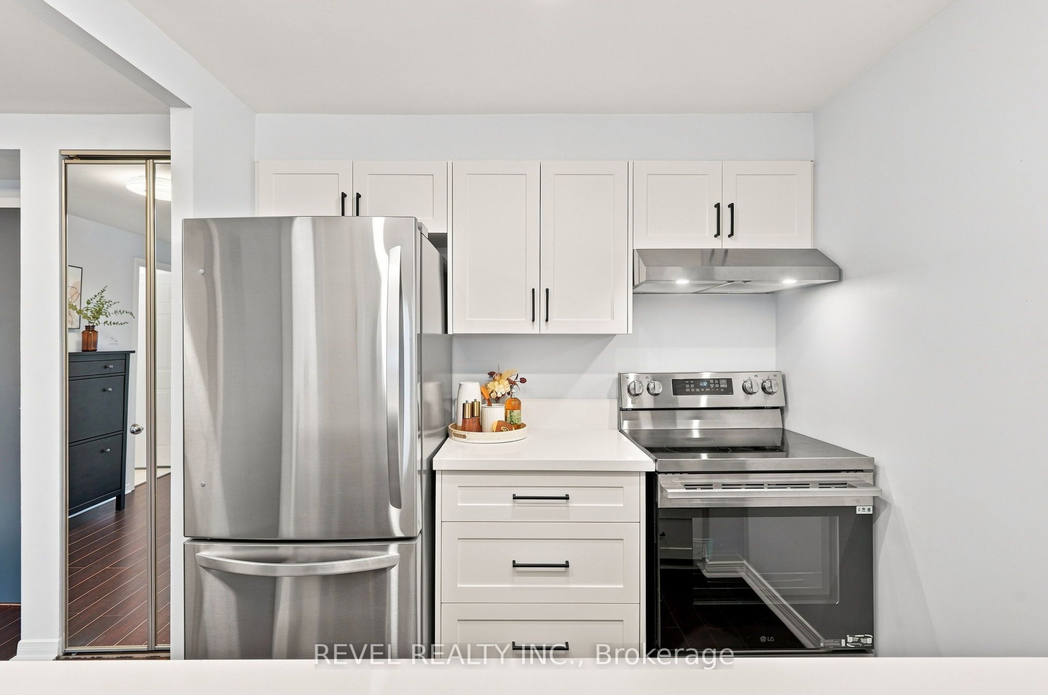 1655 Pickering Parkway 306, Pickering, ON L1V 6L3 photo 5