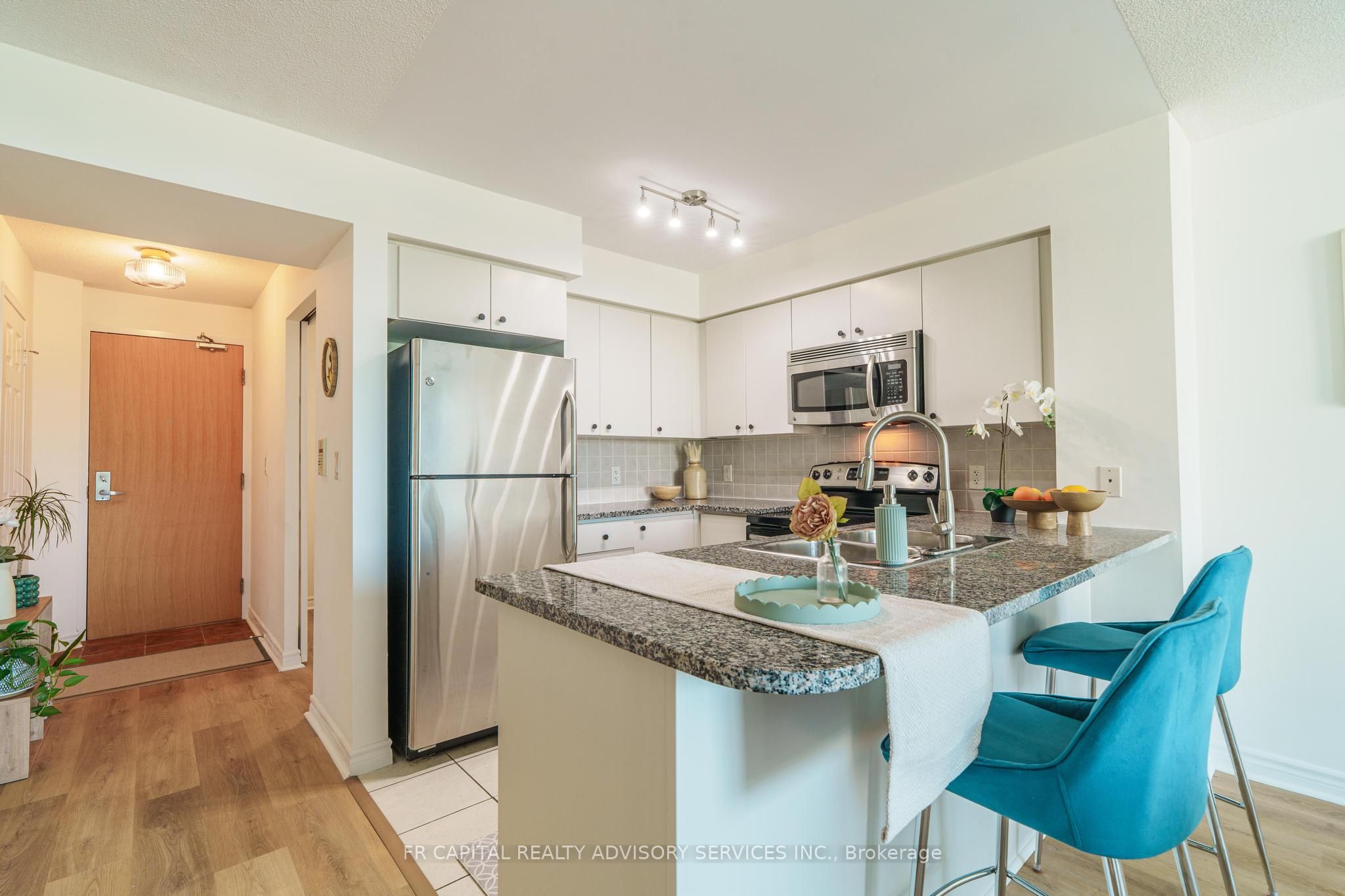 68 Grangeway Avenue 1102, Toronto, ON M1H 0A1 photo 5