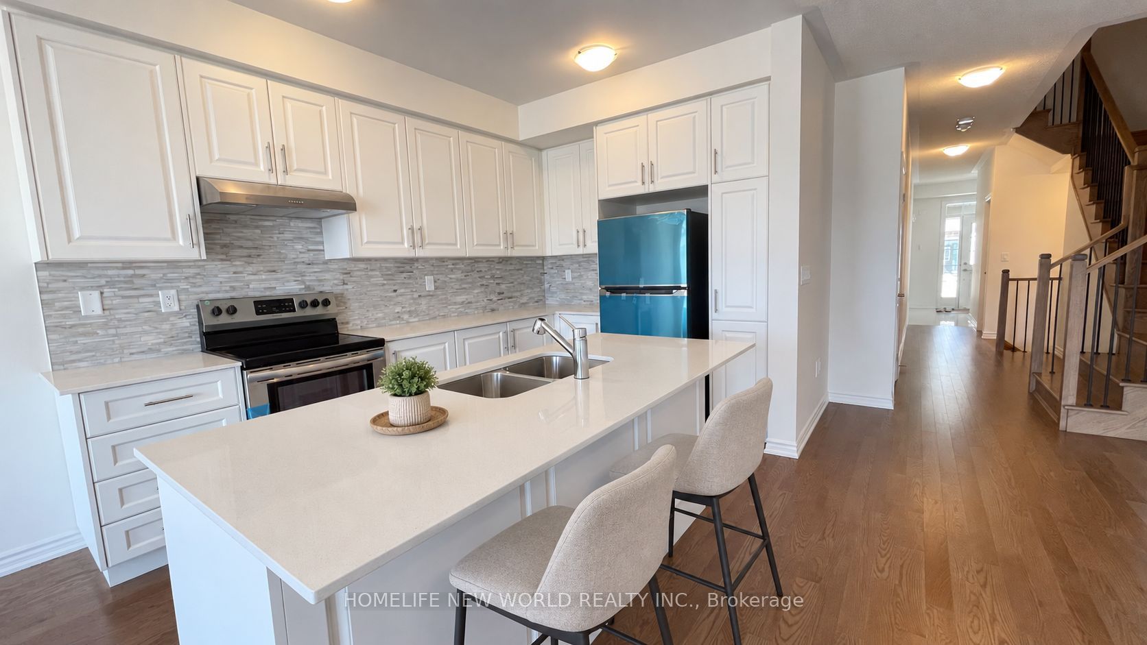 35 Floodgate Road, Whitby, ON L1P 0P5 photo 4