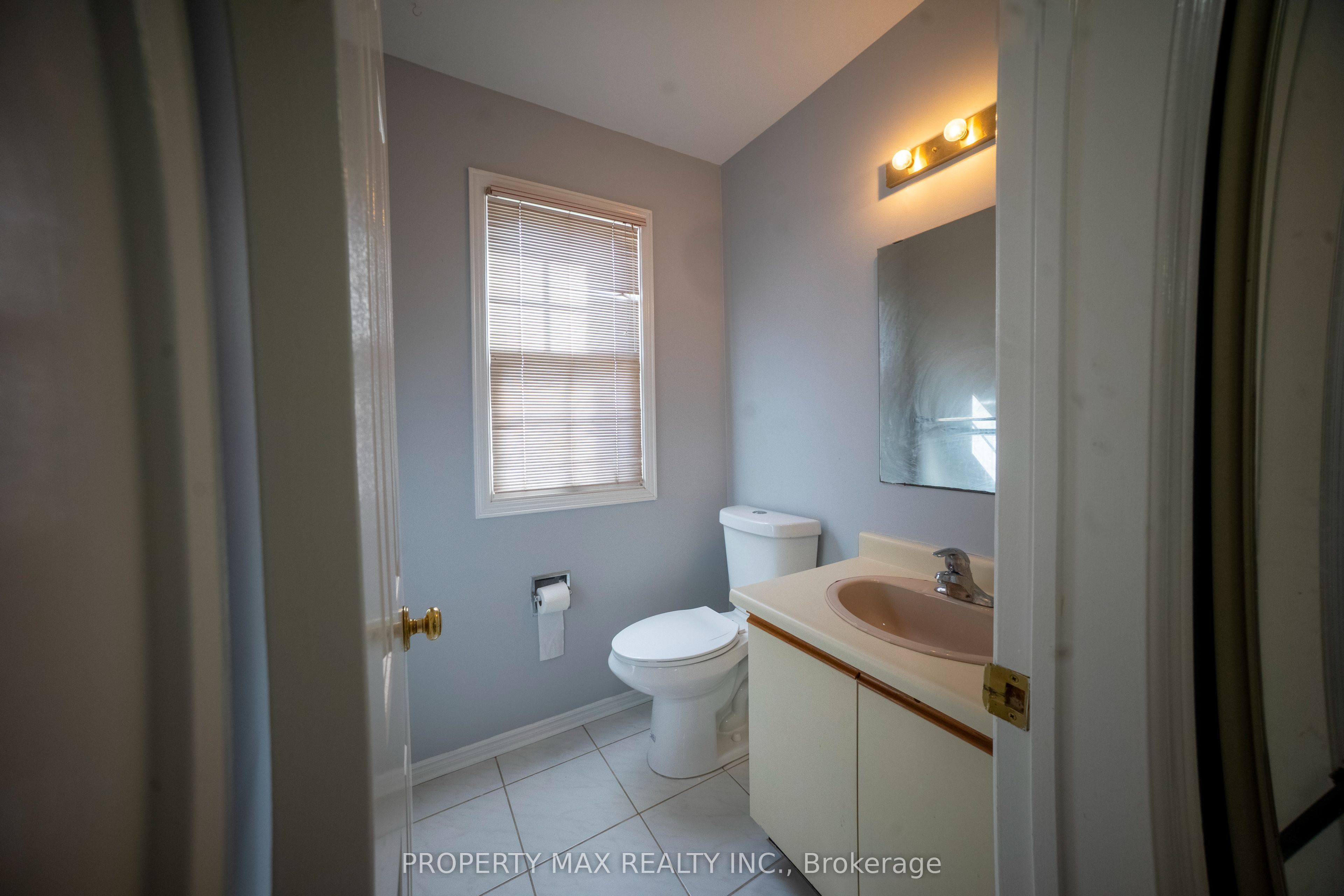 144 Bellrock Drive, Toronto, ON M1V 3G6 photo 4