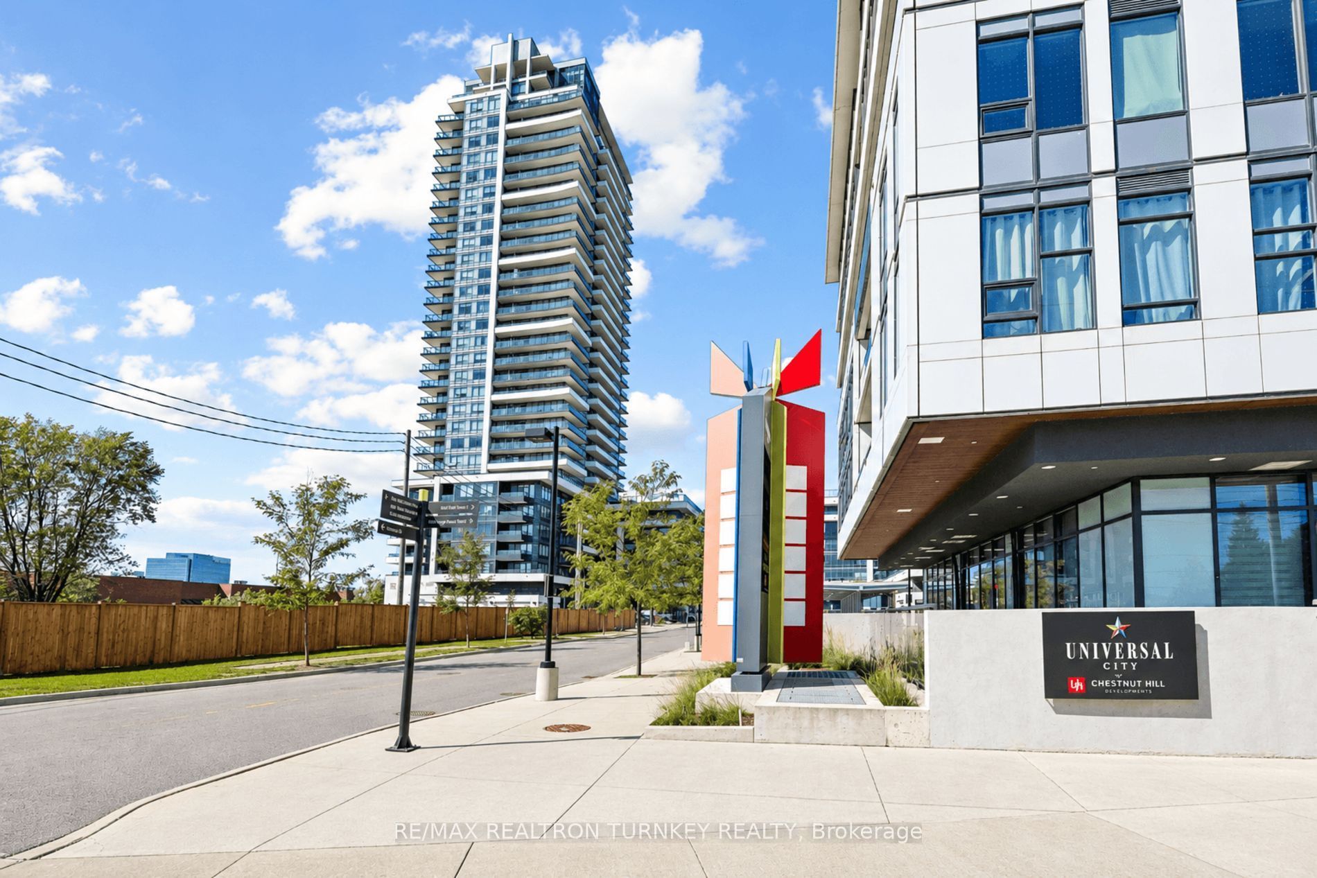 1435 Celebration Drive 912, Pickering, ON L1W 0C4 photo 4
