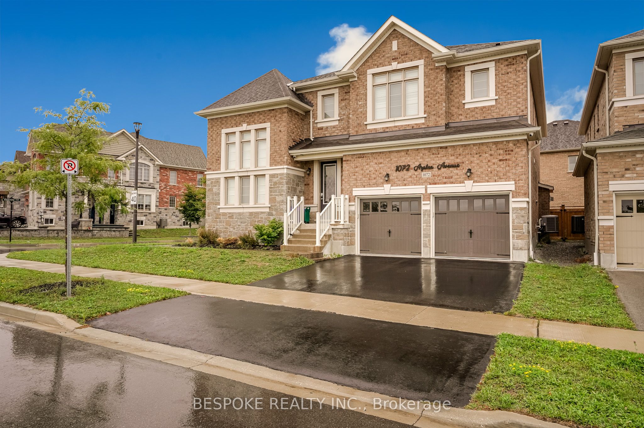1072 Azalea Avenue, Pickering, ON L1X 0G6