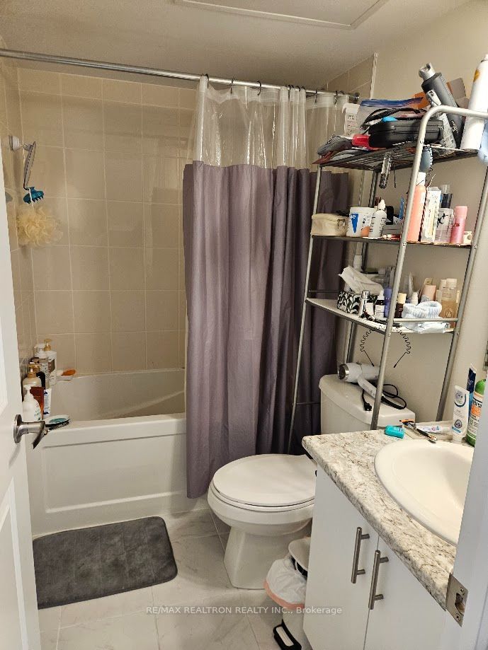 165 Tapscott Road 239, Toronto, ON M1B 0E8 photo 3