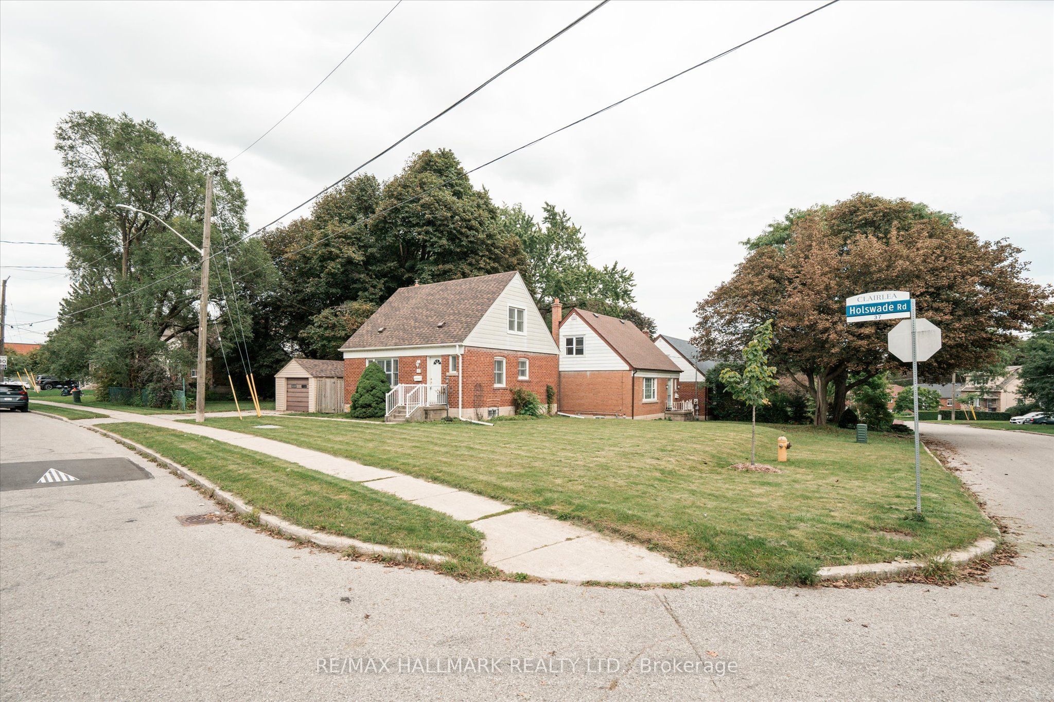 37 Holswade Road, Toronto, ON M1L 2G5 photo 3