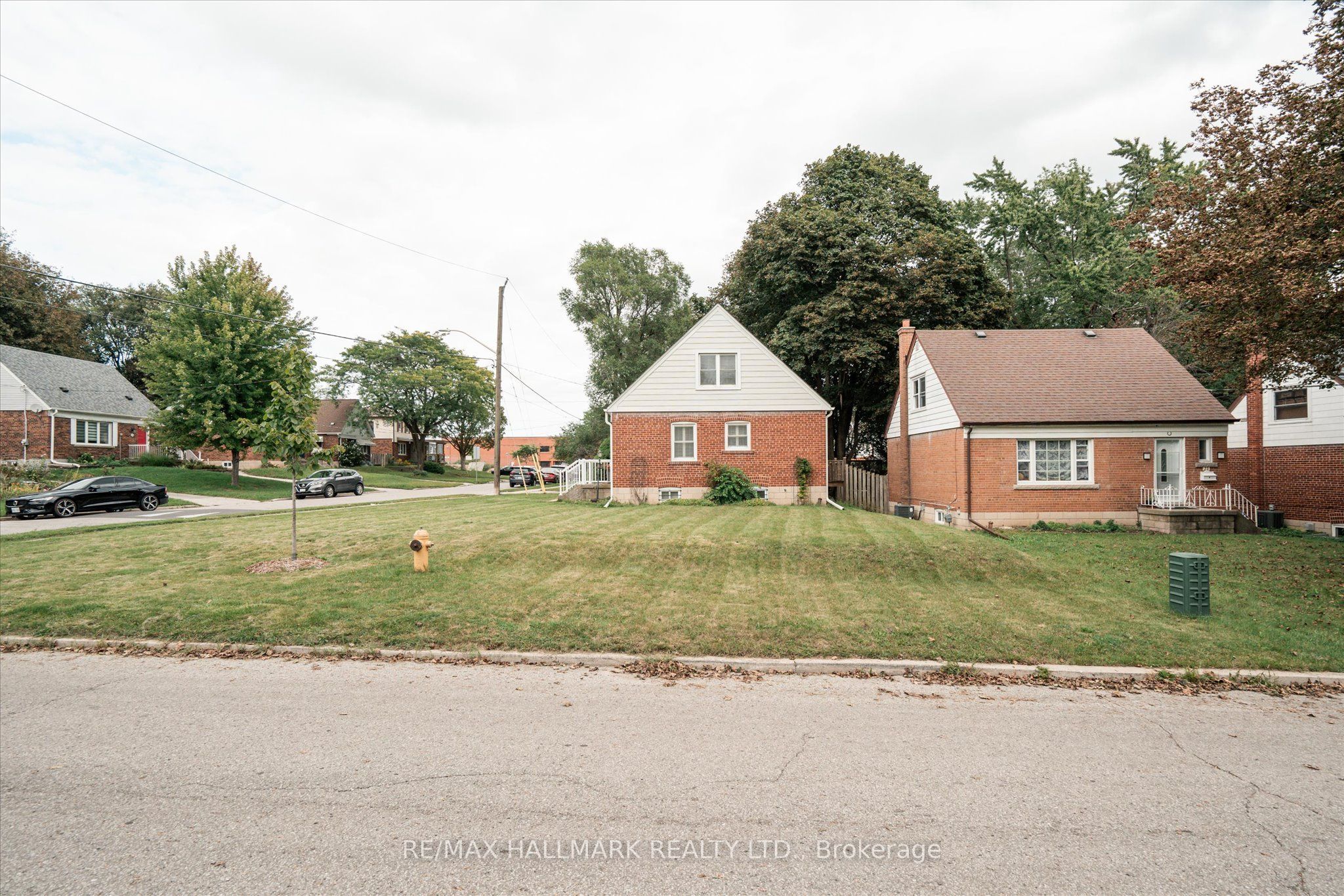 37 Holswade Road, Toronto, ON M1L 2G5 photo 4