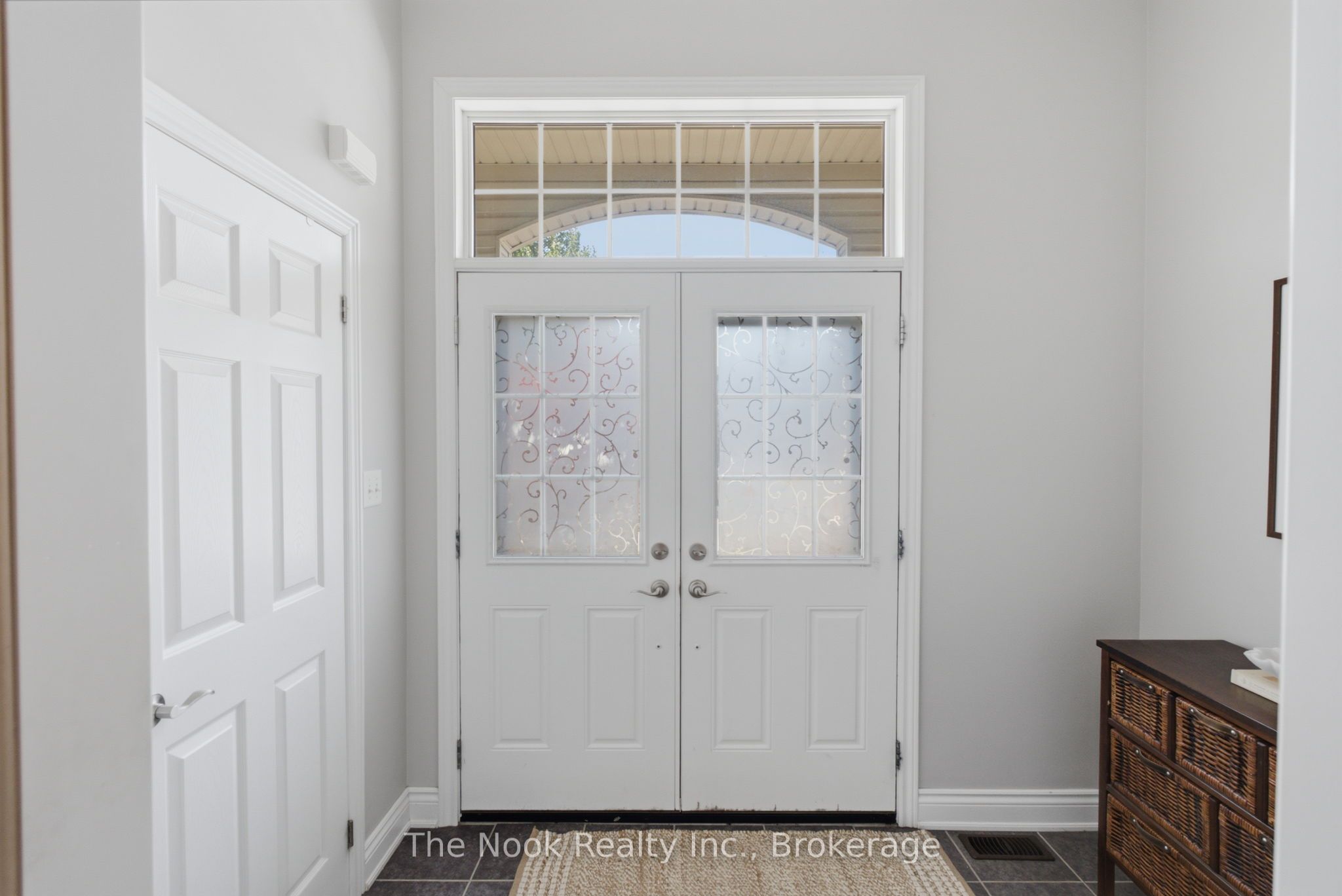 19 Alfred Shrubb Lane, Clarington, ON L1C 0B1 photo 3