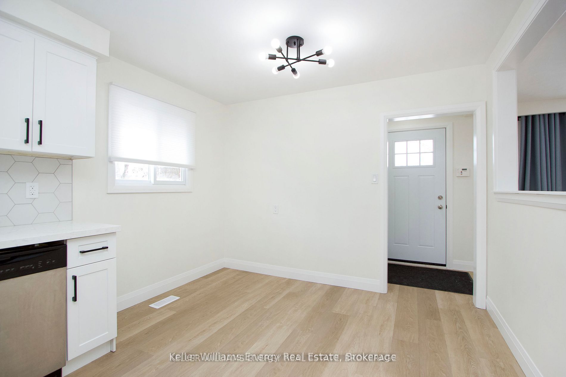 251 Poplar Street, Oshawa, ON L1H 6P6 photo 4