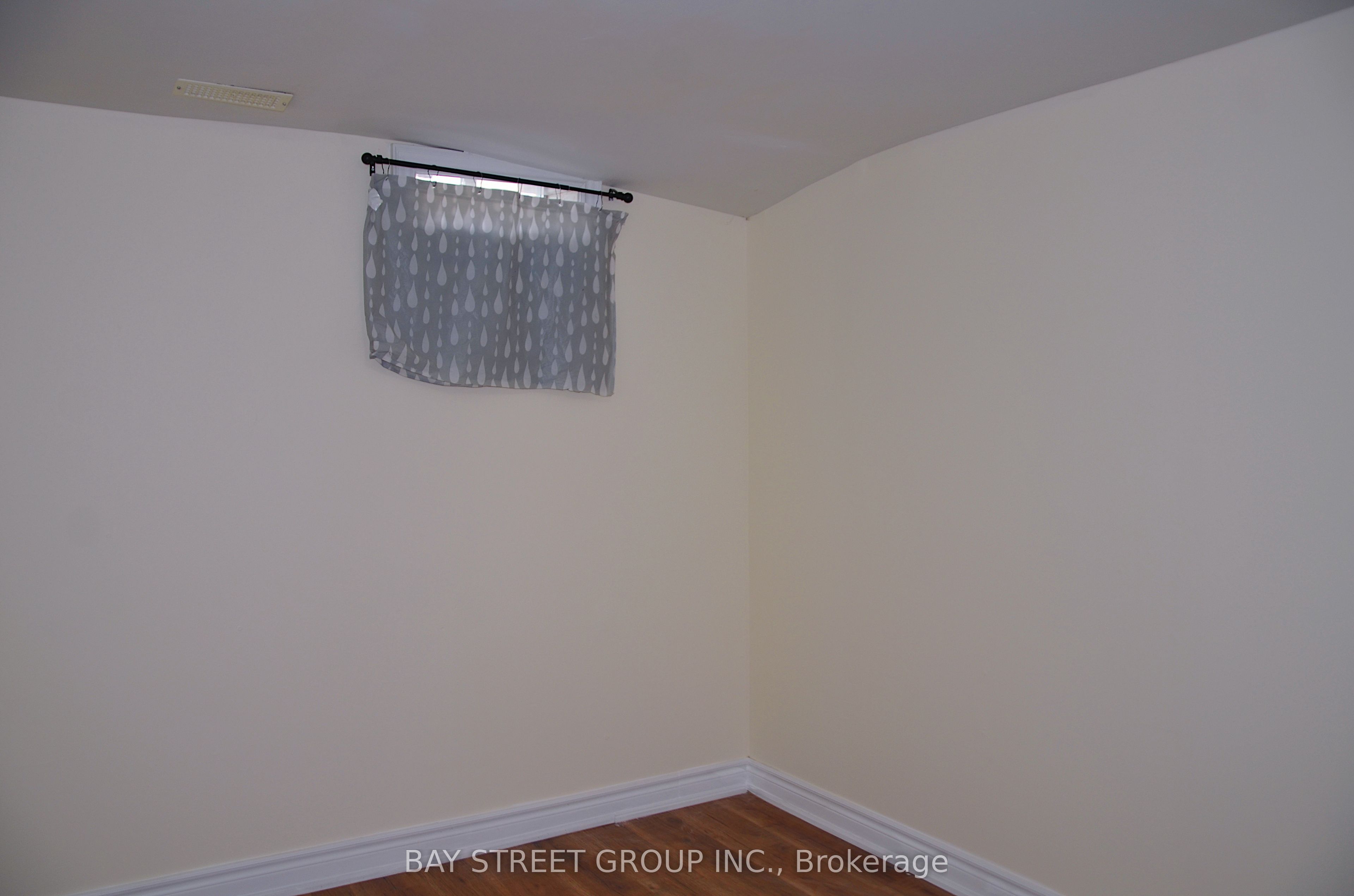 58 Alanbull Square, Toronto, ON M1V 4M1 photo 5