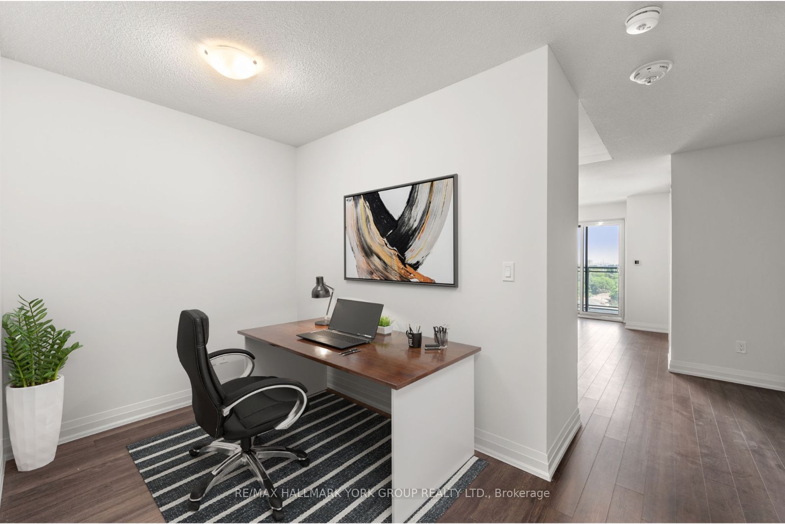 20 Meadowglen Place 903, Toronto, ON M1H 2Y5 photo 4