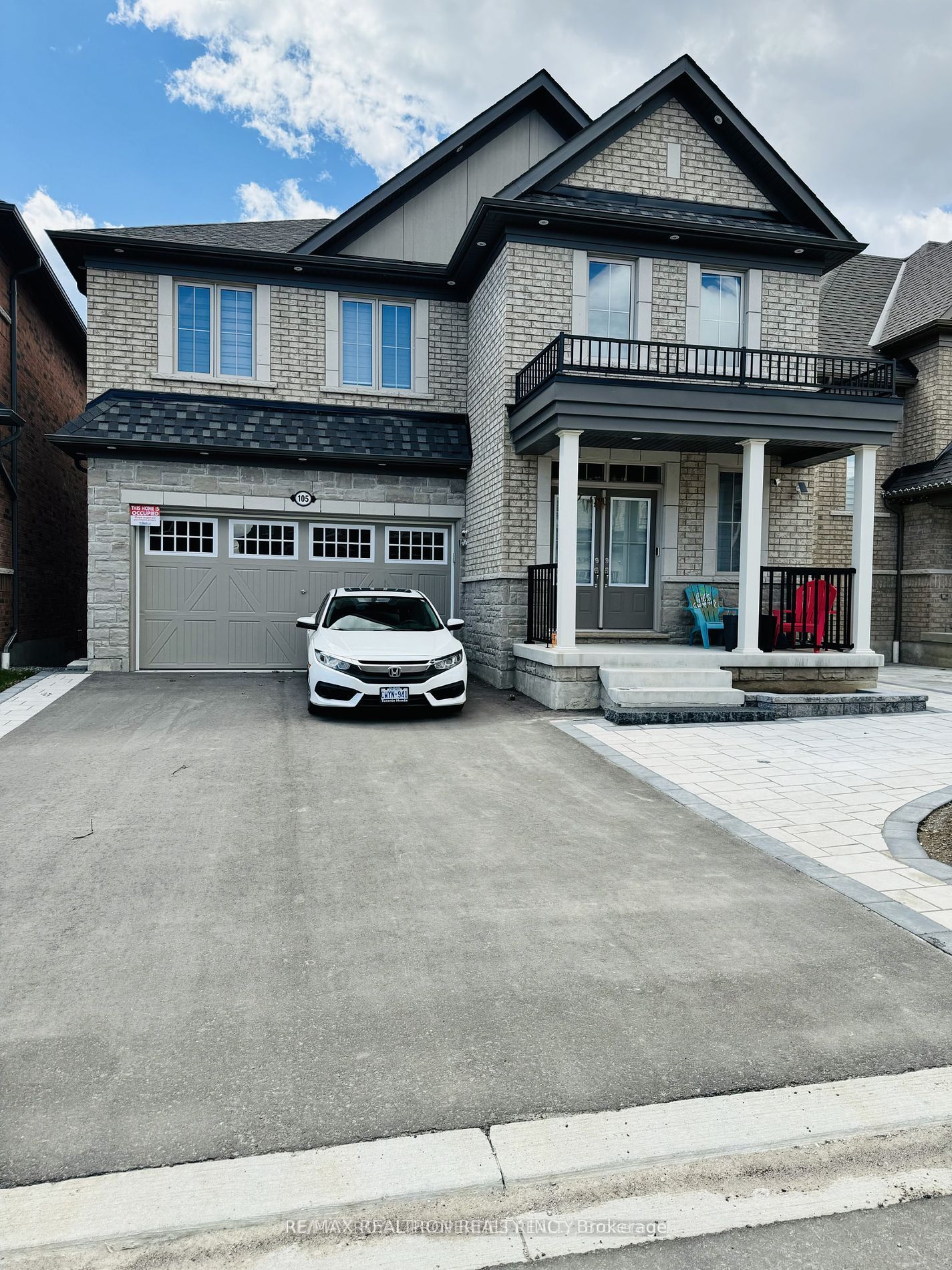 105 Auckland Drive, Whitby, ON L1P 0J4