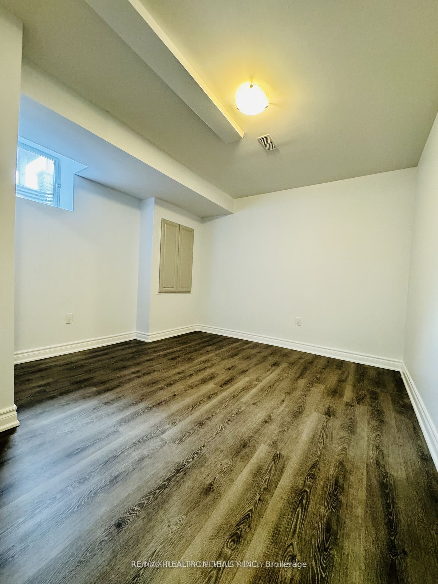 105 Auckland Drive, Whitby, ON L1P 0J4 photo 5