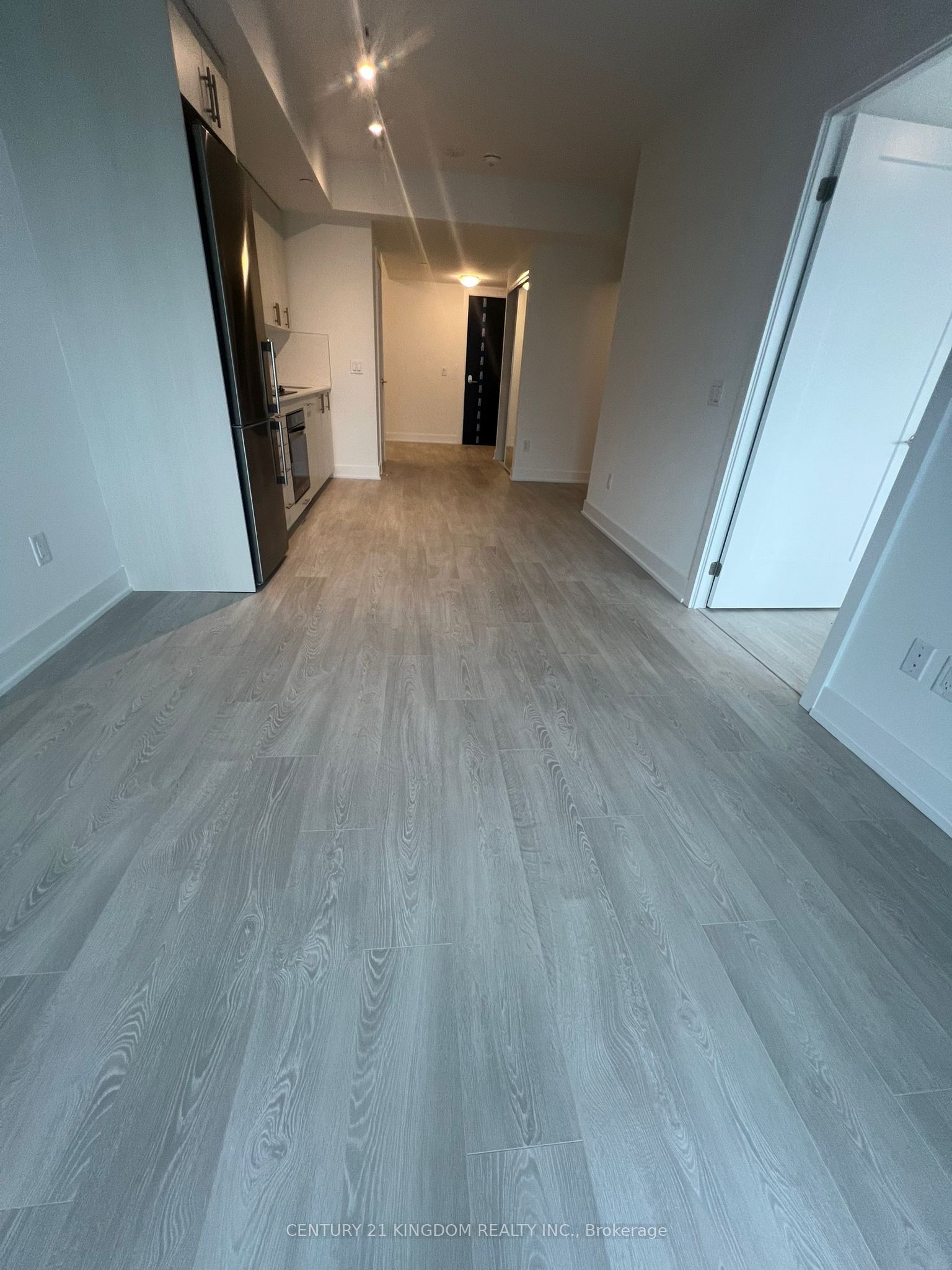 2545 Simcoe Street N 2312, Oshawa, ON L1L 0W3 photo 3