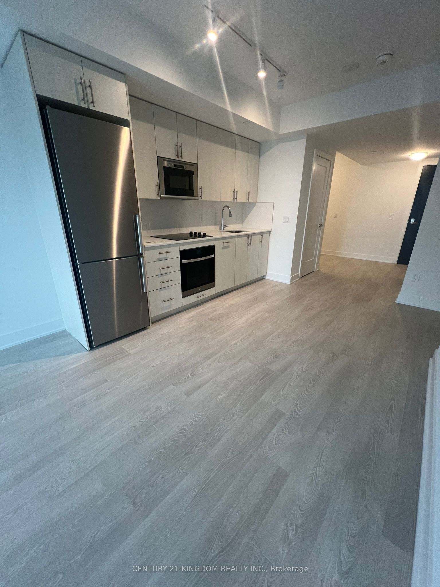 2545 Simcoe Street N 2312, Oshawa, ON L1L 0W3 photo 5