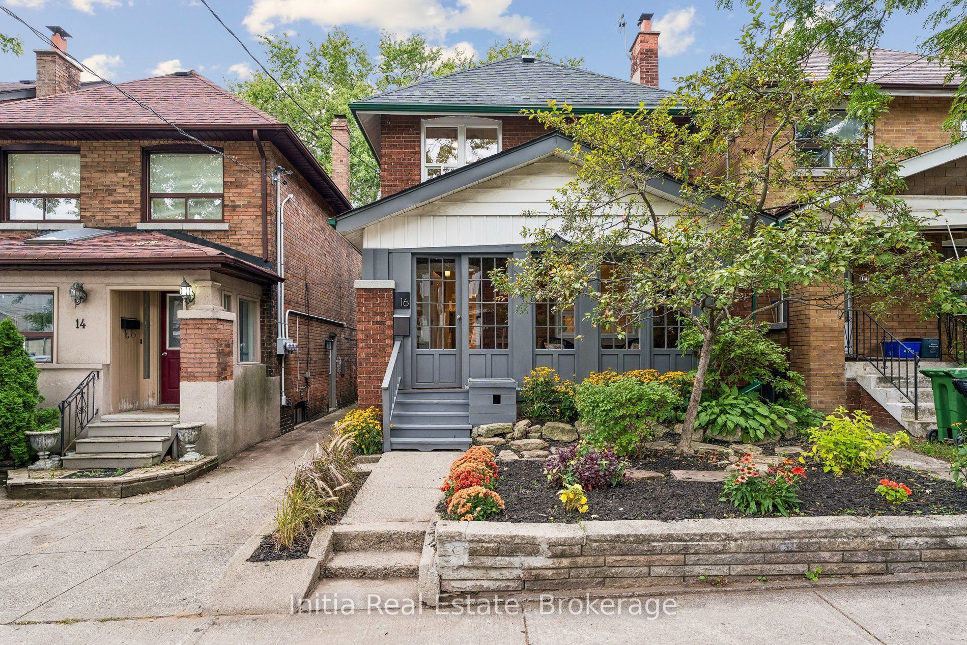 16 Glebemount Avenue, Toronto, ON M4C 3R3