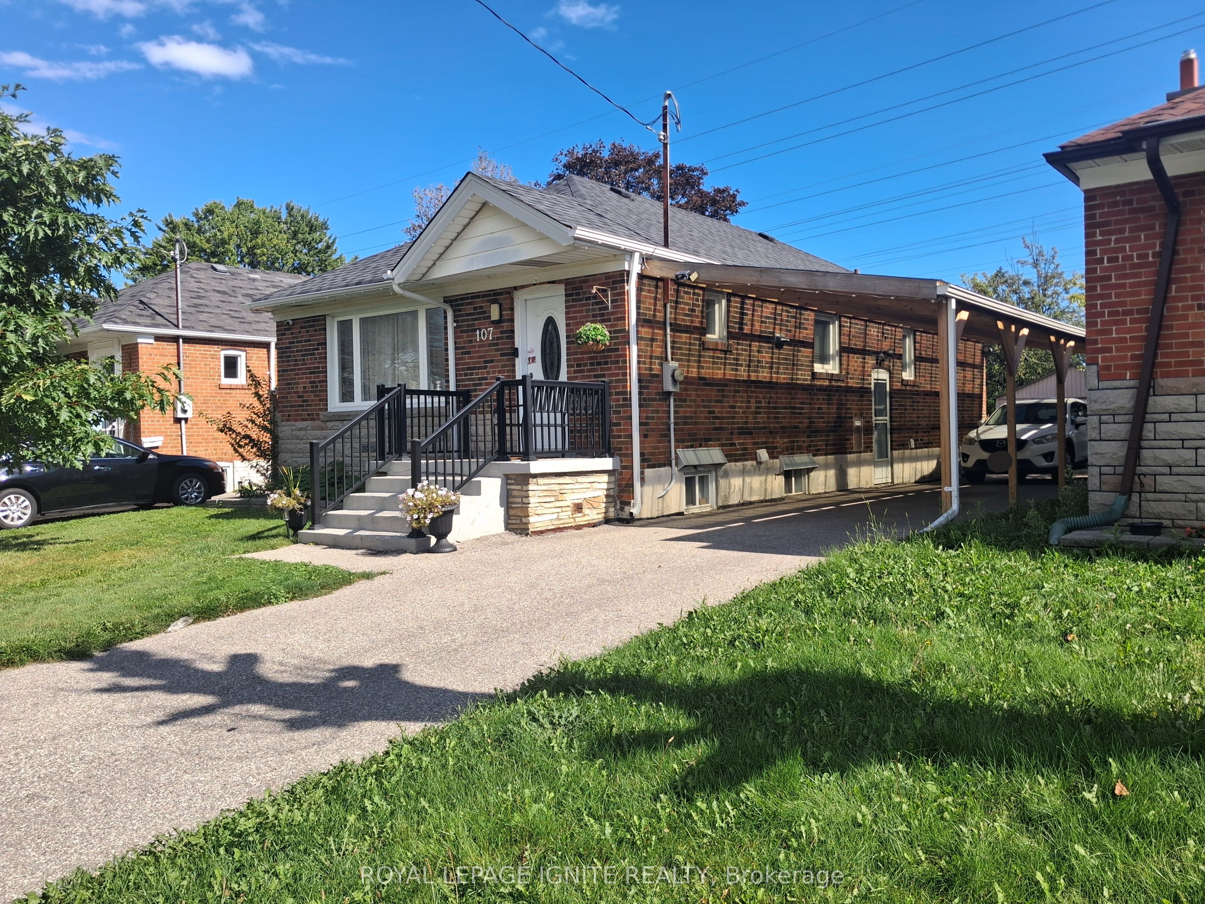 107 Flora Drive Bsmt, Toronto, ON M1P 1A7