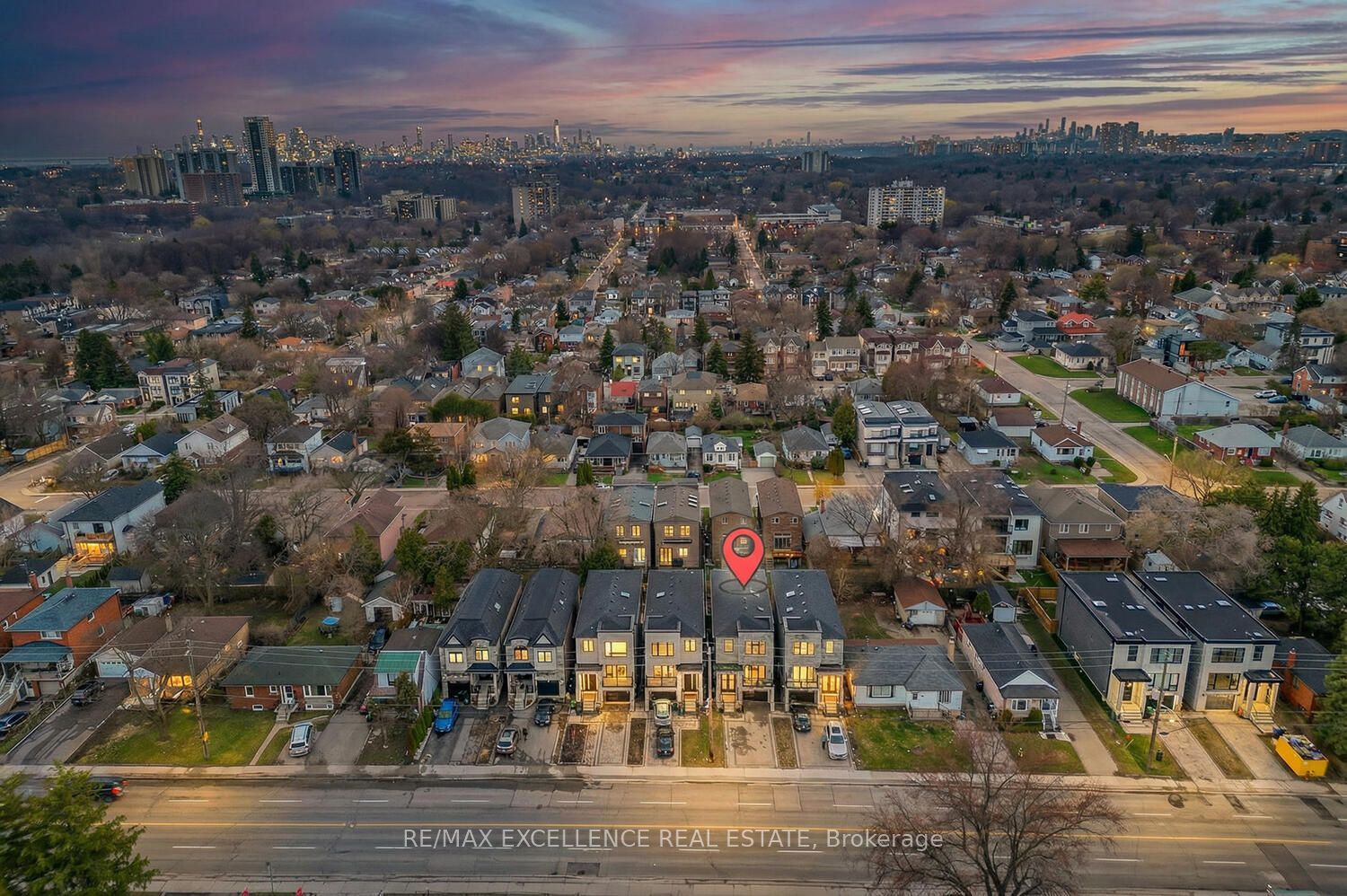 442 Pharmacy Avenue S, Toronto, ON M1L 3G6