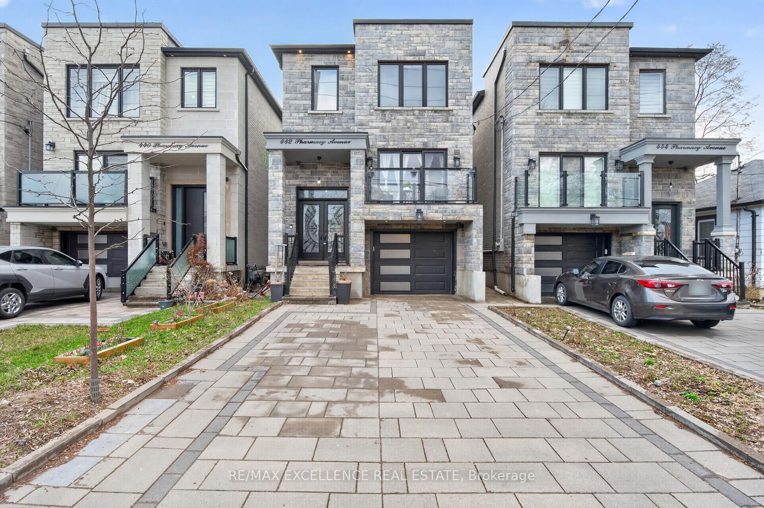 442 Pharmacy Avenue S, Toronto, ON M1L 3G6 photo 3