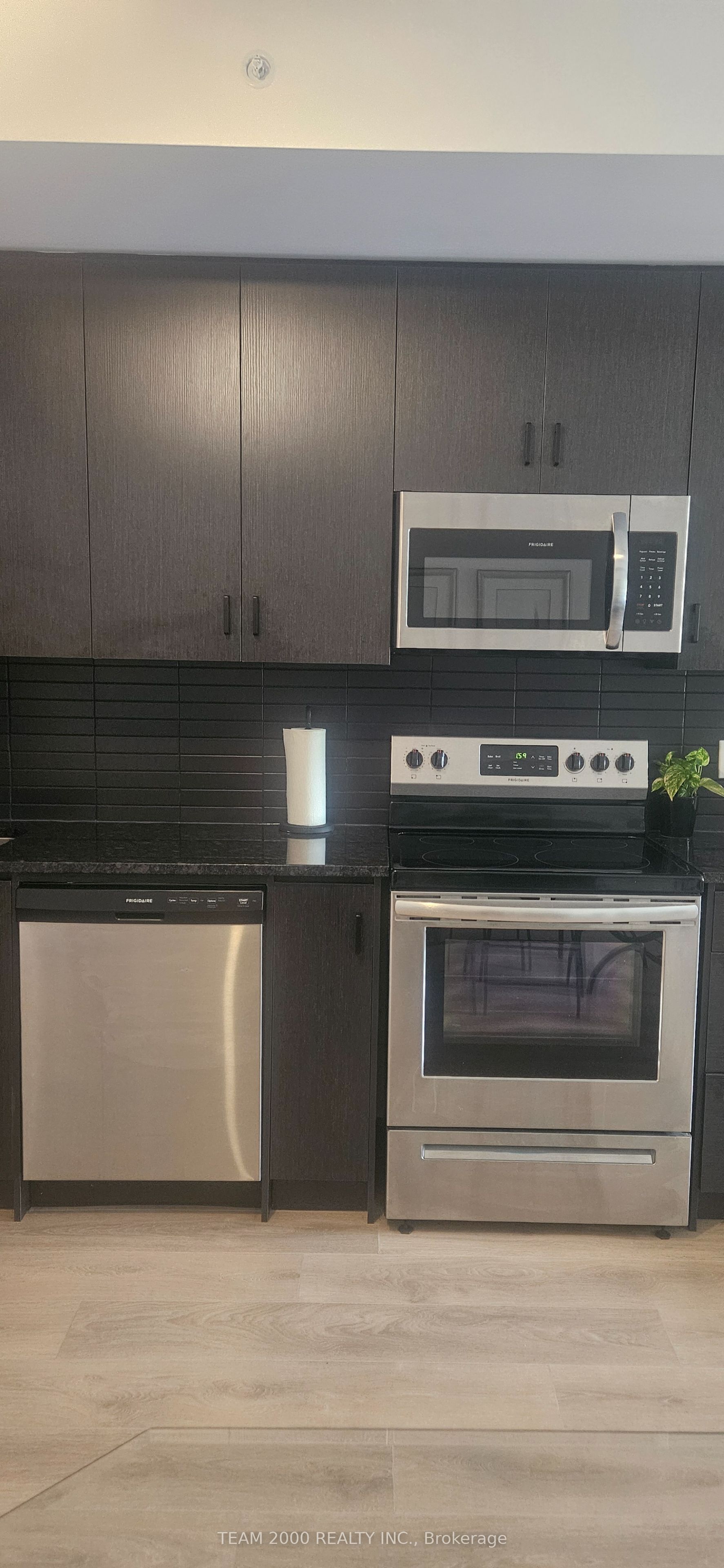2635 William Jackson Drive N 1310, Pickering, ON L1X 0L6 photo 5