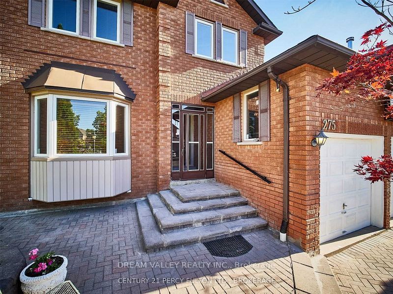 275 Waterford Gate Basement, Pickering, ON L1V 6N3