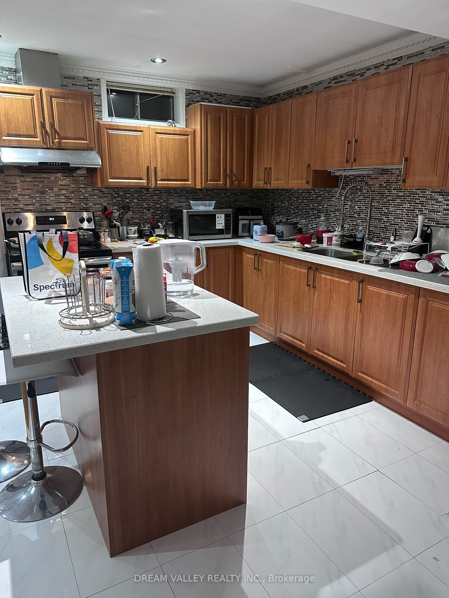 275 Waterford Gate Basement, Pickering, ON L1V 6N3 photo 5