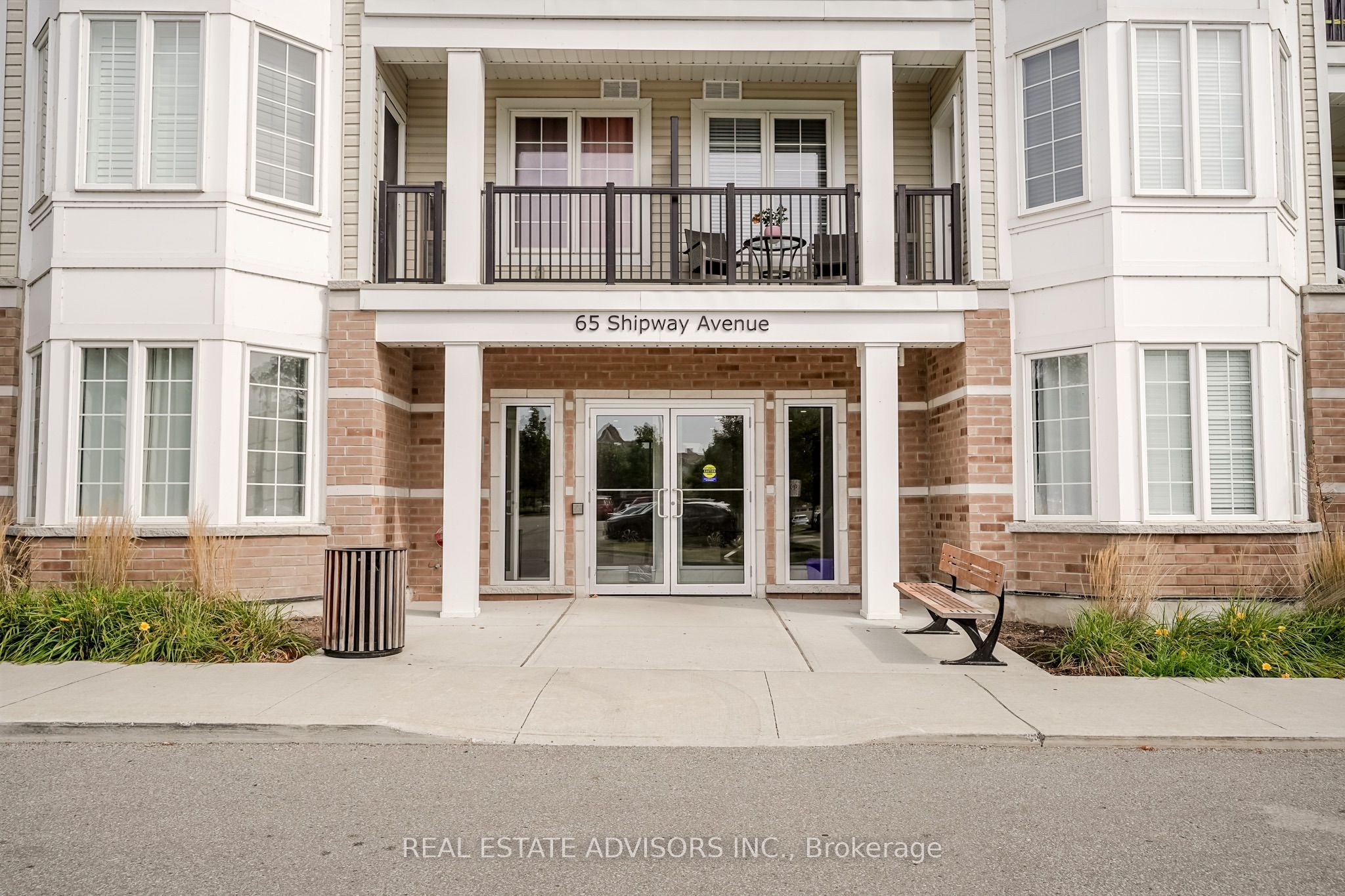 65 Shipway Avenue 203, Clarington, ON L1B 0B7 photo 4