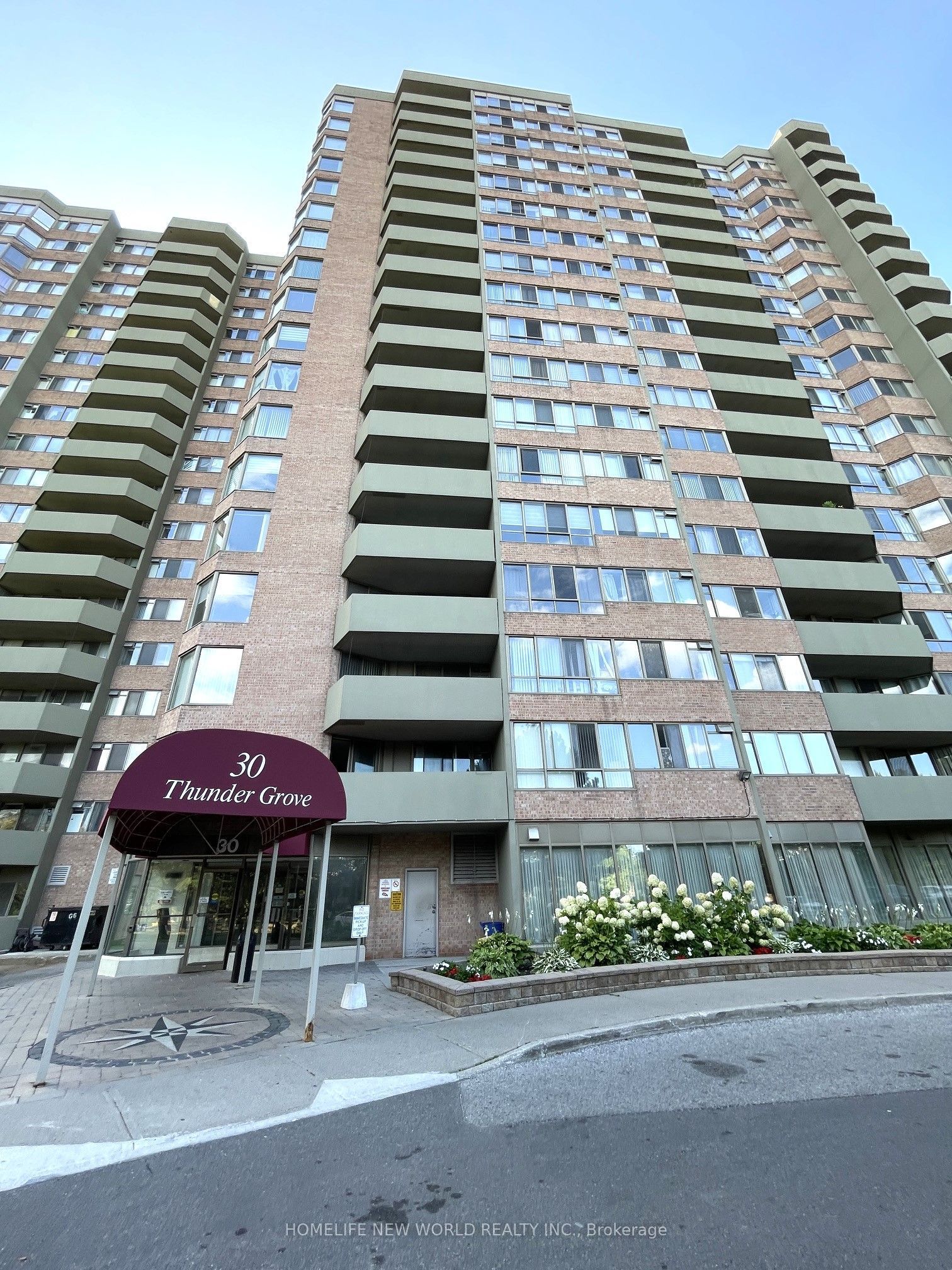 30 Thunder Grove 413, Toronto, ON M1V 4A3 photo 2