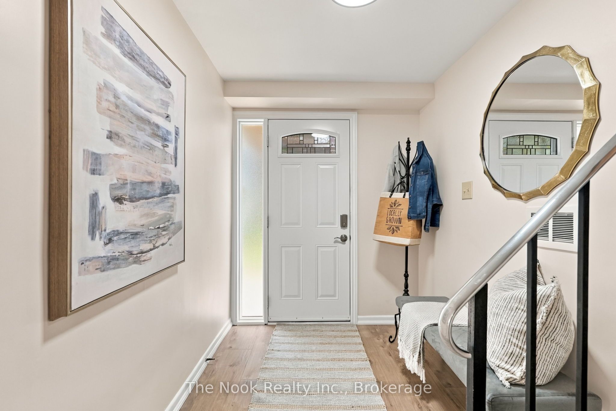 706 Stone Street, Oshawa, ON L1J 1A5 photo 4