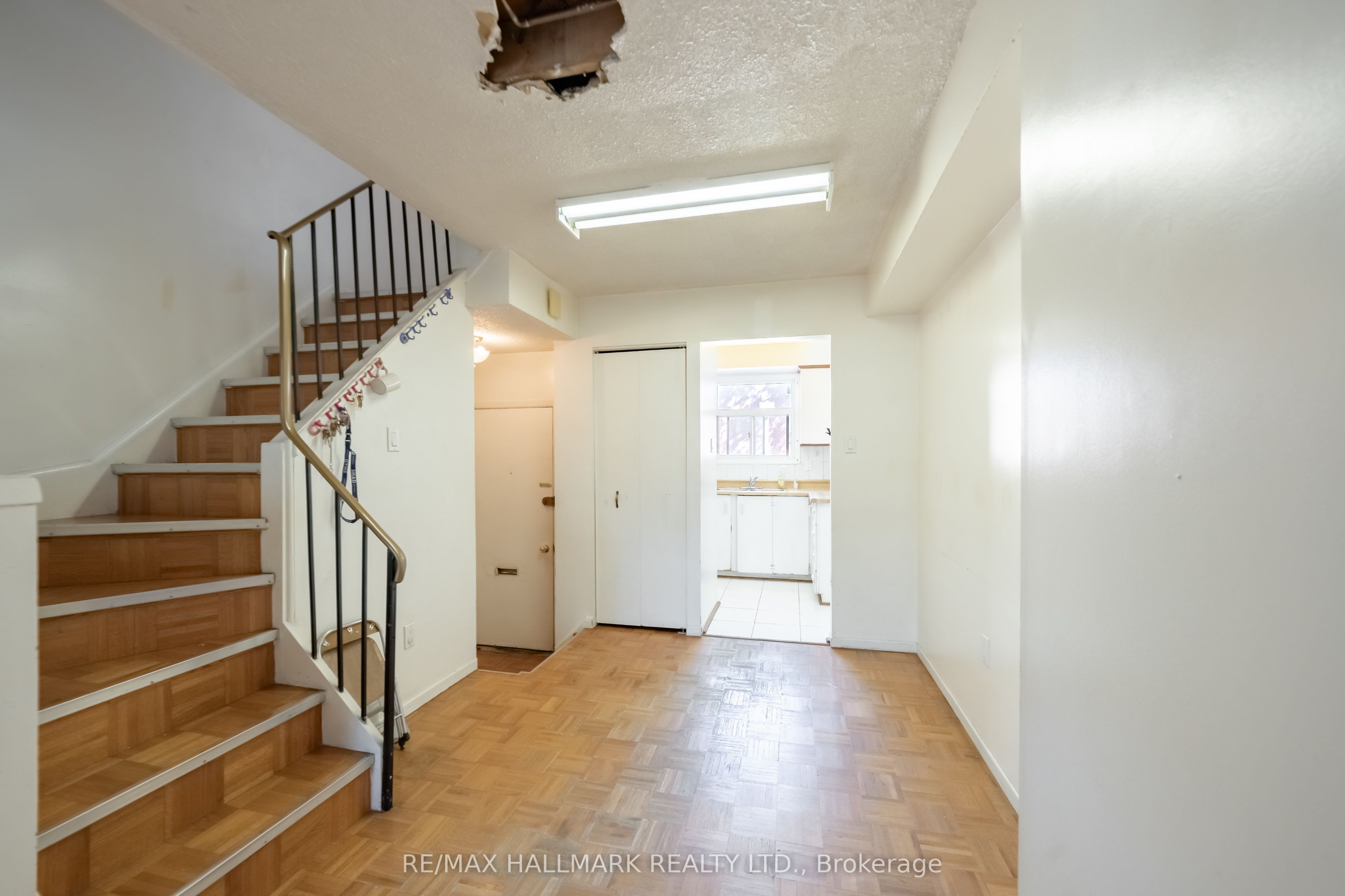 275 Broadview Avenue 125, Toronto, ON M4M 3H5 photo 2