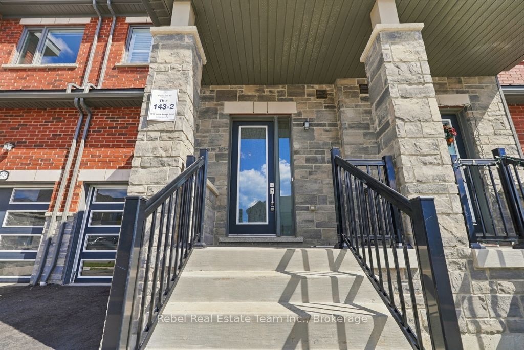 2013 Verne Bowen Street, Oshawa, ON L1L 0S1 photo 3